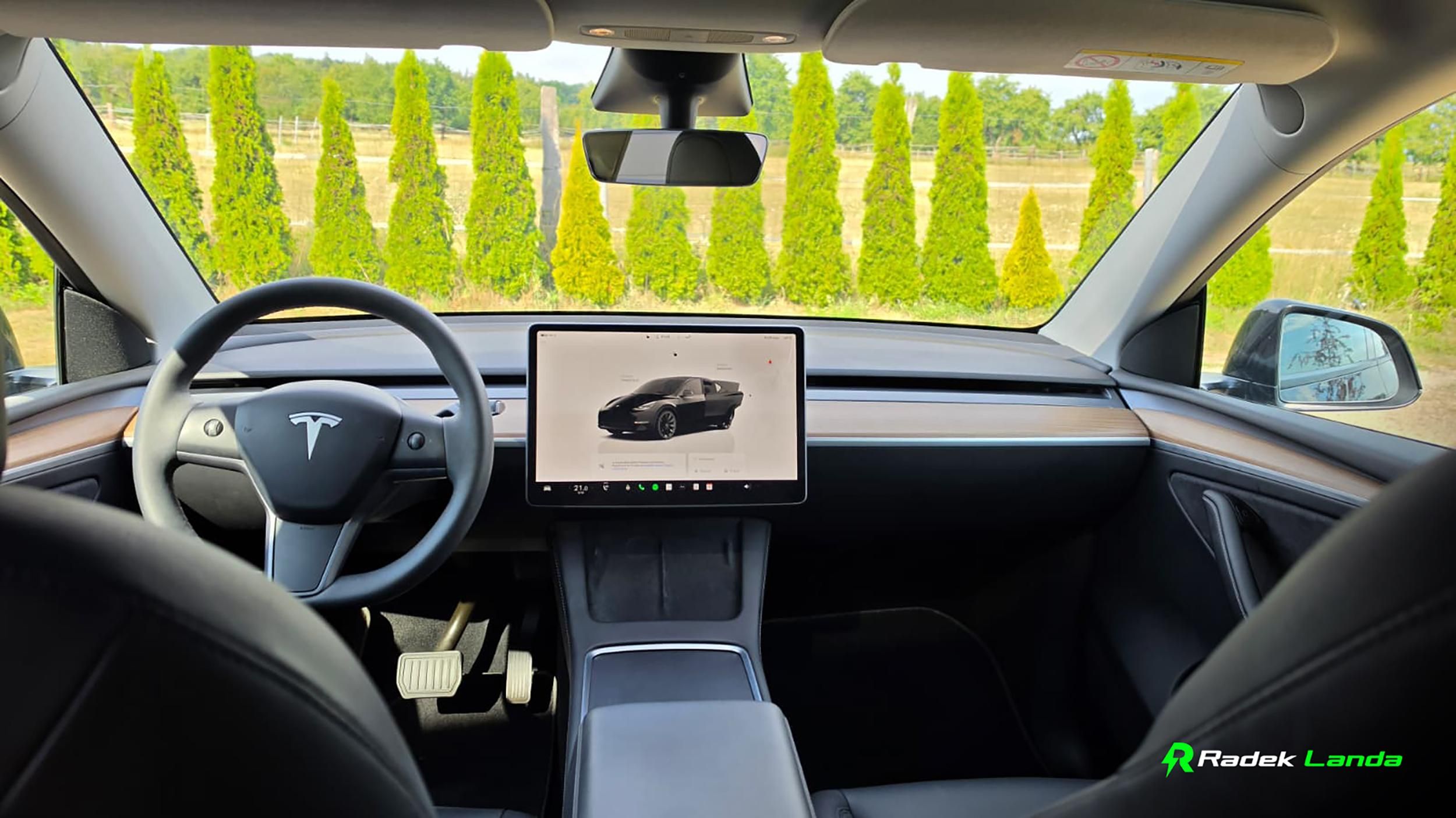 Tesla Model Y, Long Range AWD - fotka 6