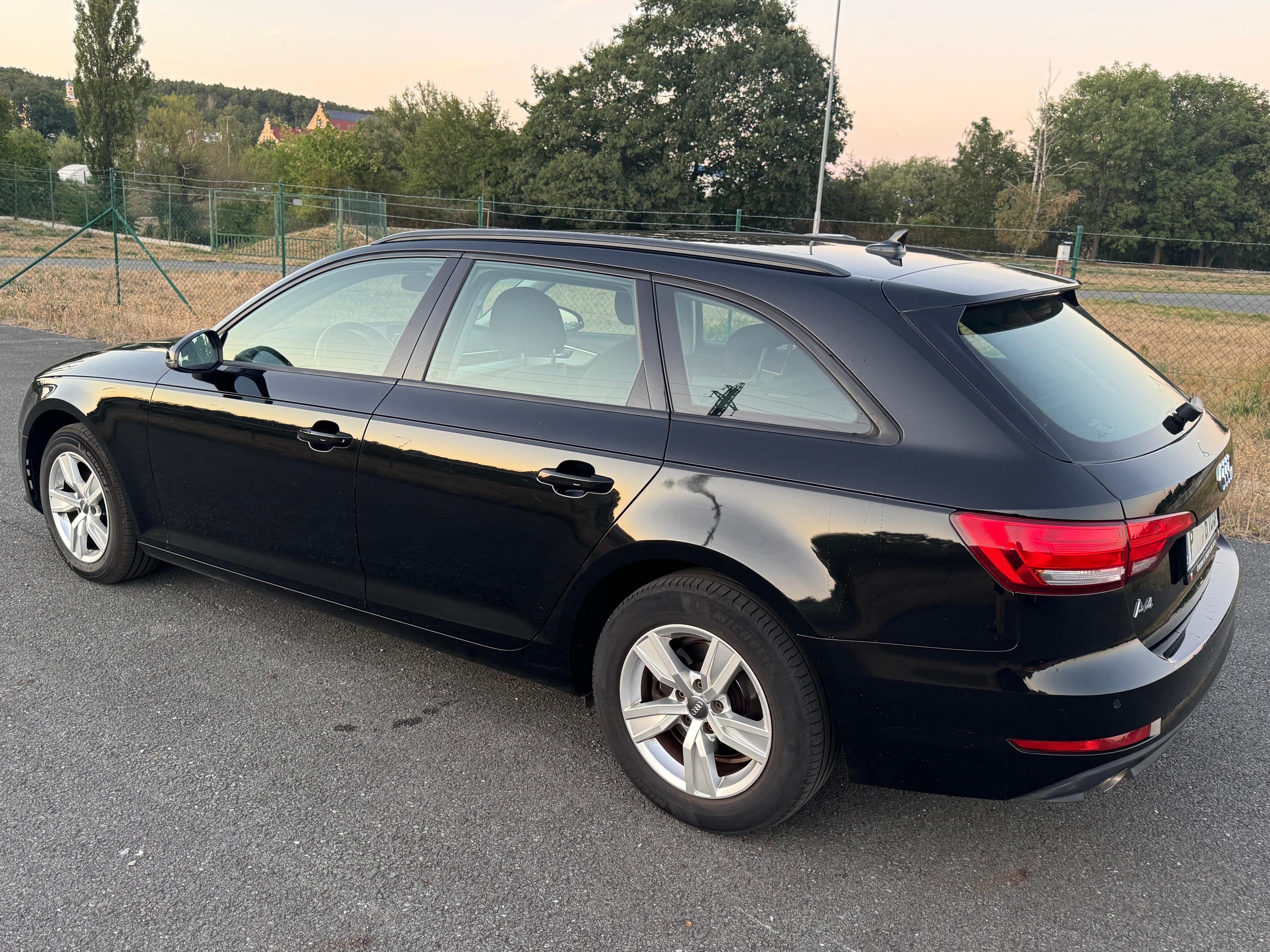 Audi A4, COMBI FACELIFT 2.0 TDI - fotka 4