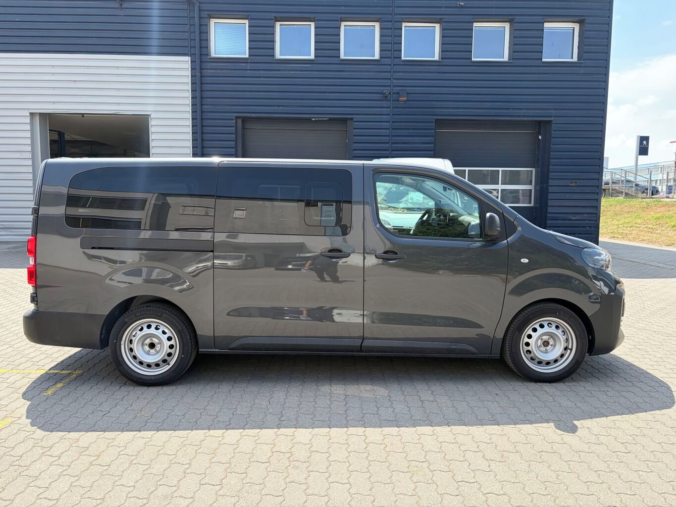 Peugeot Traveller, Expert Combi L3 2.2 BlueHDi 15 - fotka 3
