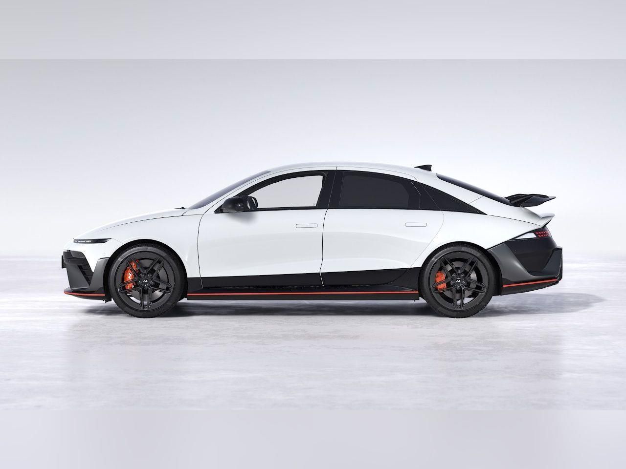 Hyundai Ioniq 6, 0.0 elektro / 478 kW N Everyda - fotka 2
