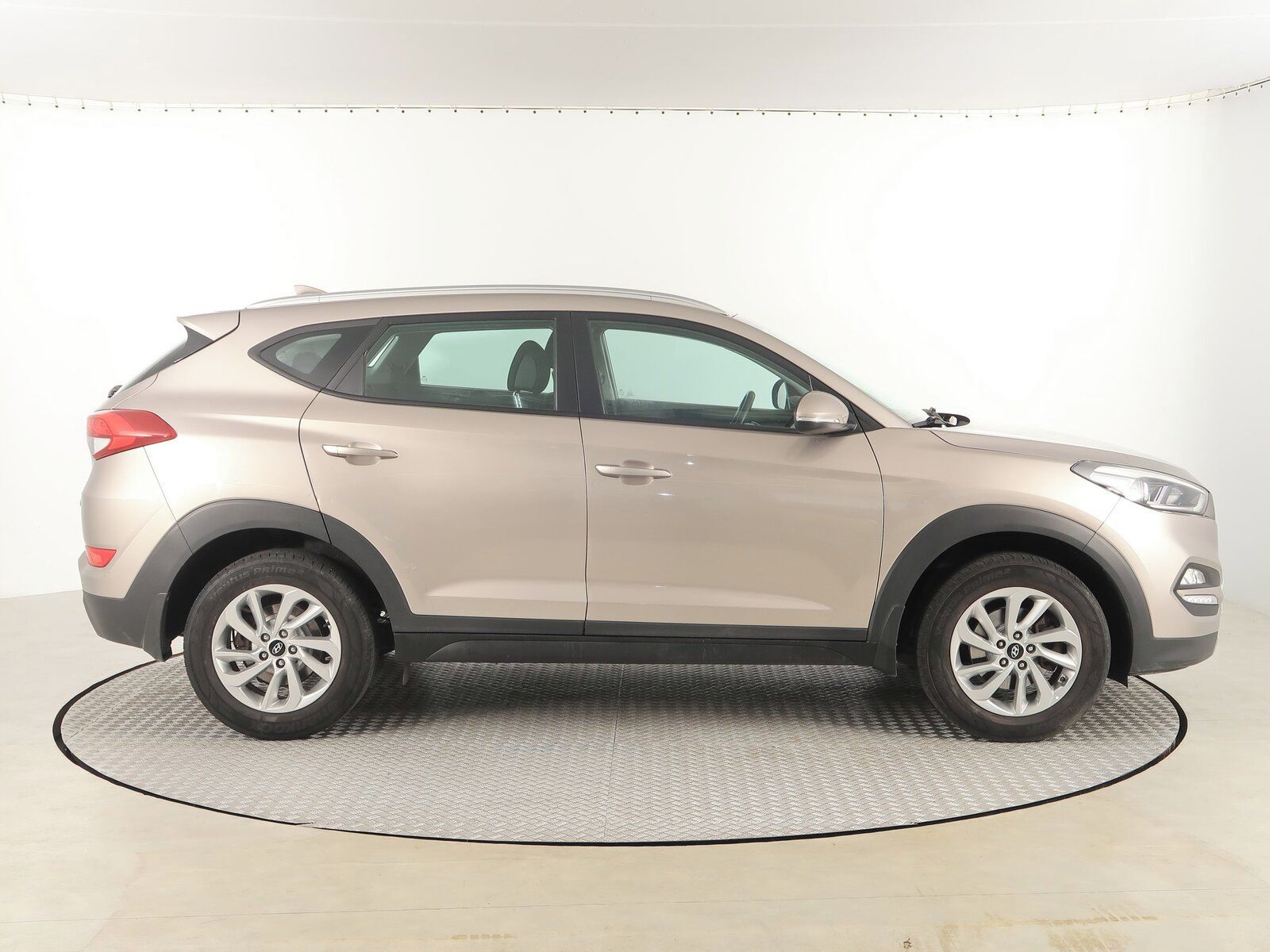 Hyundai Tucson, 1.6 GDI - fotka 6