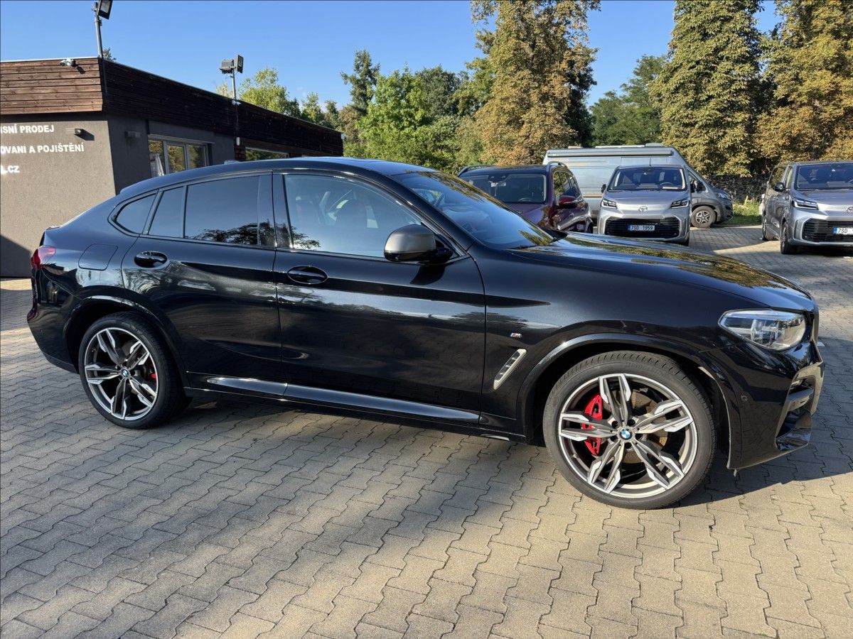 BMW X4, M40i - fotka 4