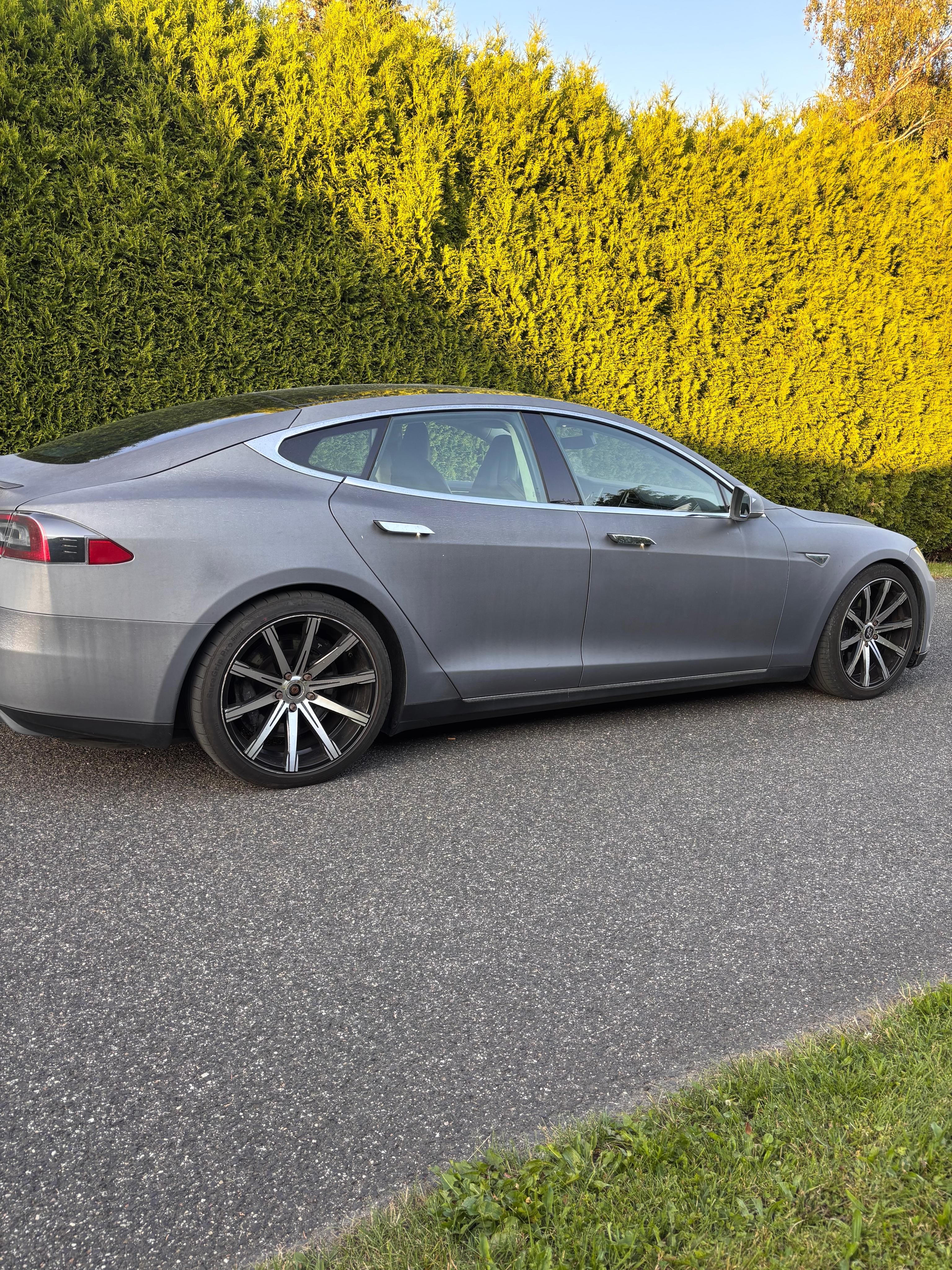 Tesla Model S, S85P+nabíjení zdarma!MCU2 - fotka 3