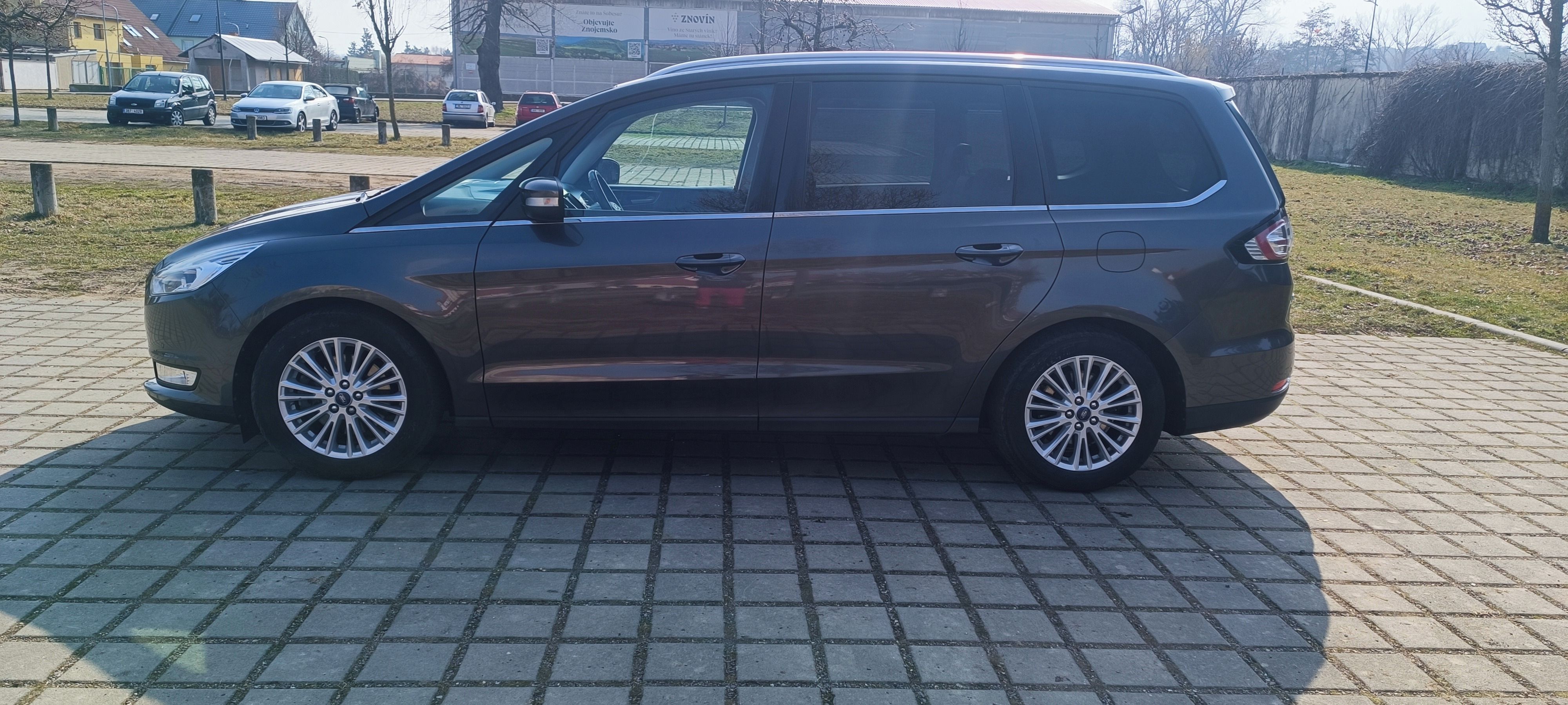 Ford Galaxy, 2.0 TDCi - fotka 5