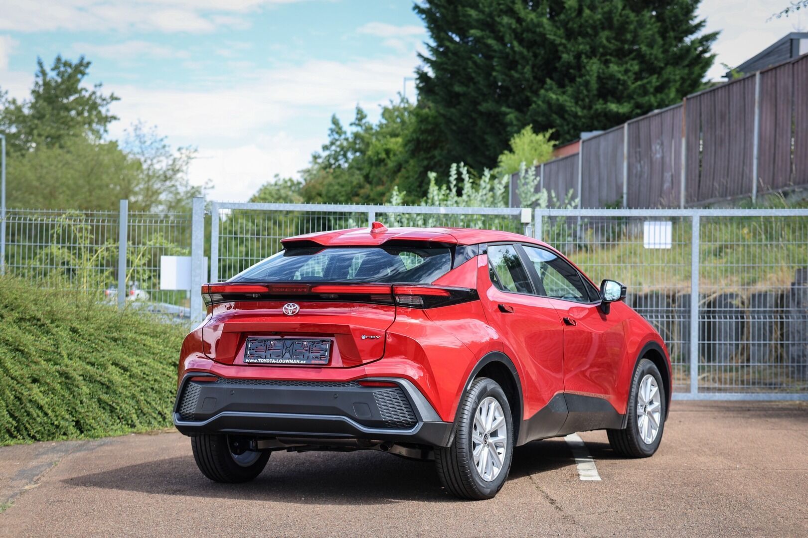 Toyota C-HR, 1.8. HEV Comfort Limited - fotka 4