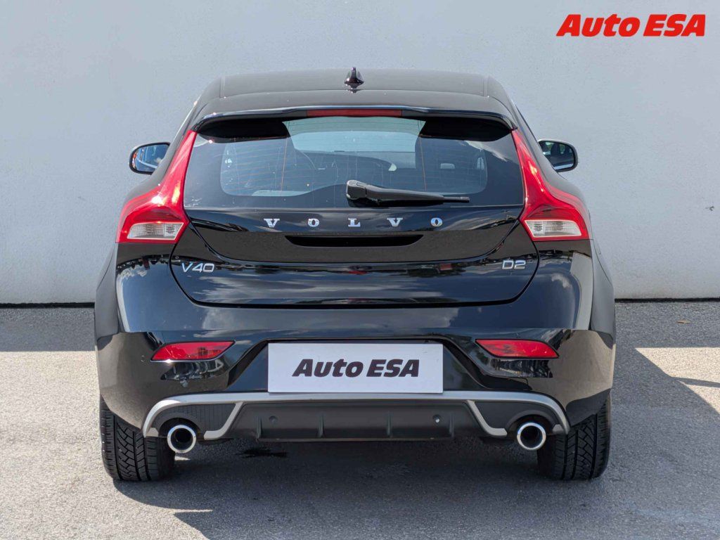 Volvo V40, 2.0d,NAVI,XENON,POLOKŮŽE - fotka 5