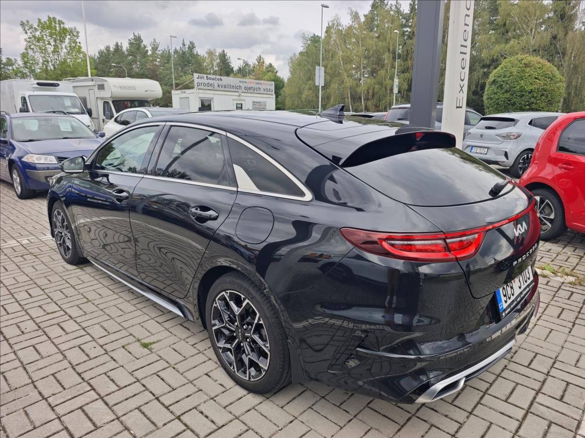 Kia ProCeed, 1,5 T-GDI 118kW  GT-Line PLUS - fotka 4