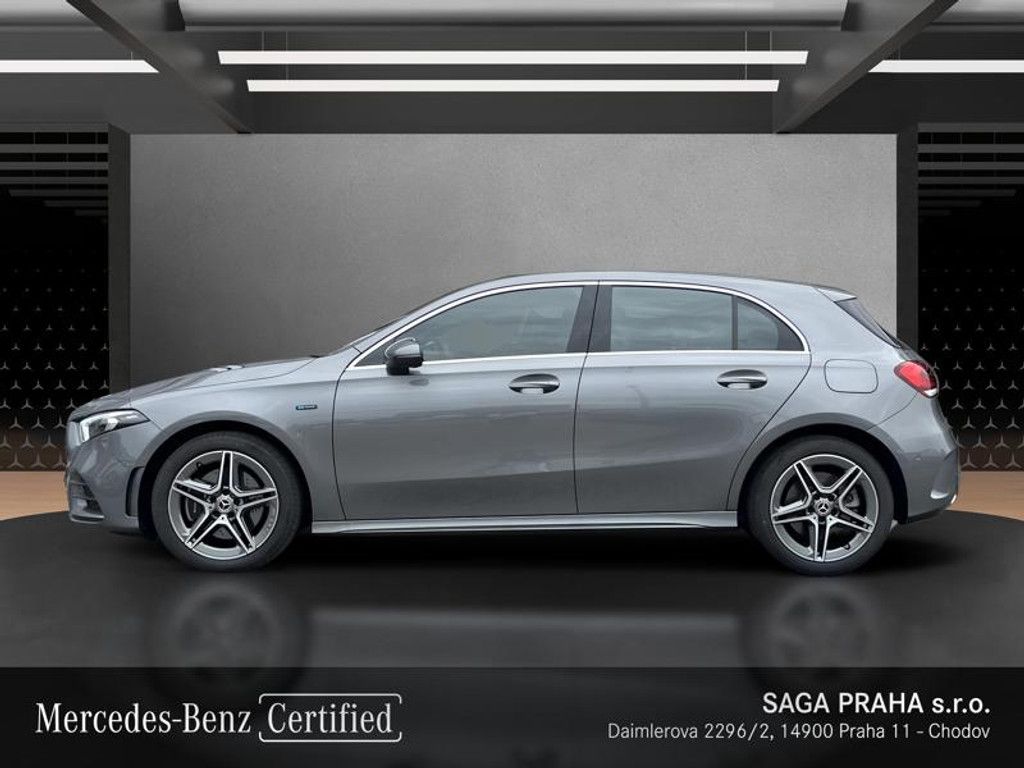 Mercedes-Benz Třídy A, A-Třída 250e AMG Line - fotka 6