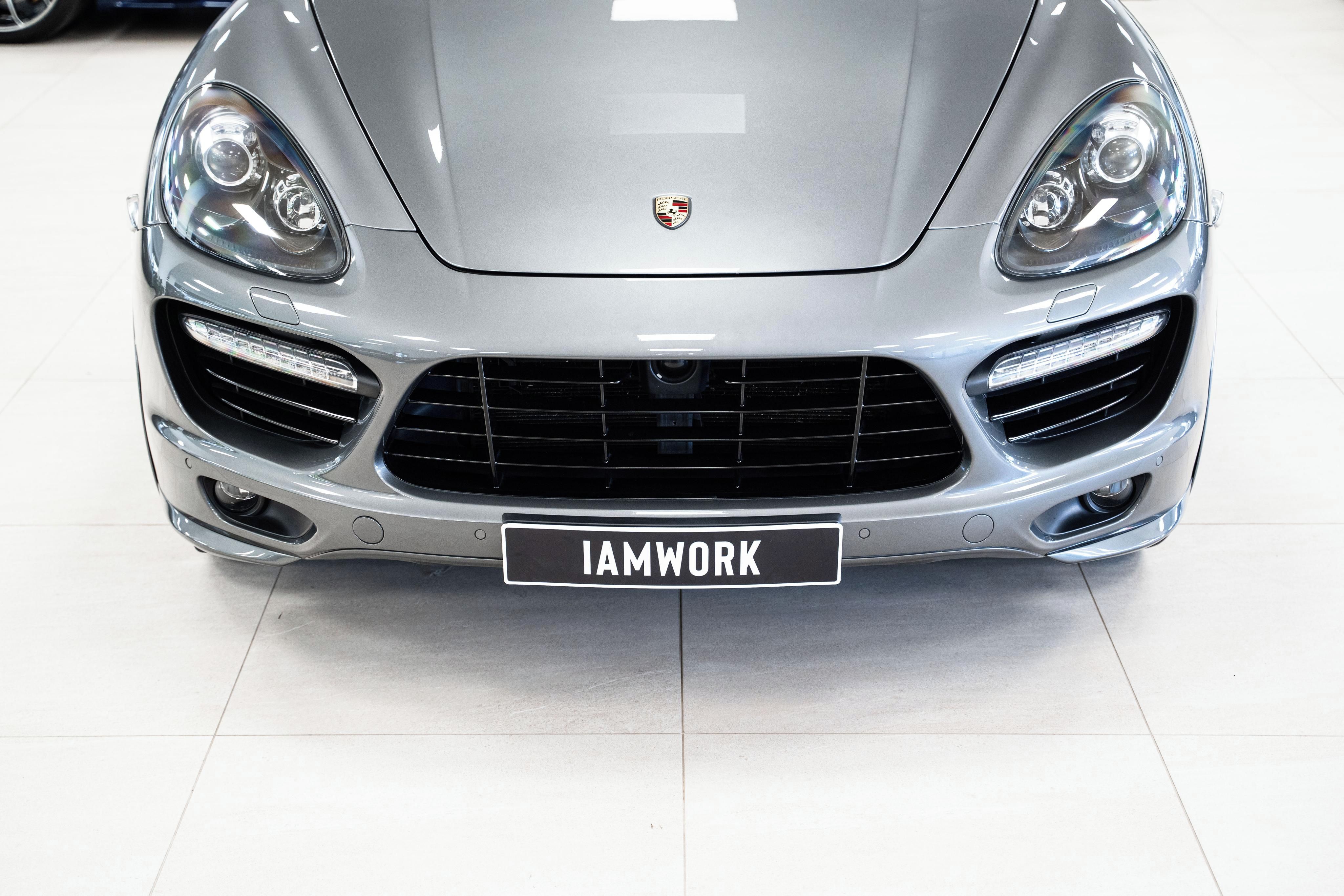 Porsche Cayenne, Turbo - 1. maj., DPH, Chrono - fotka 2