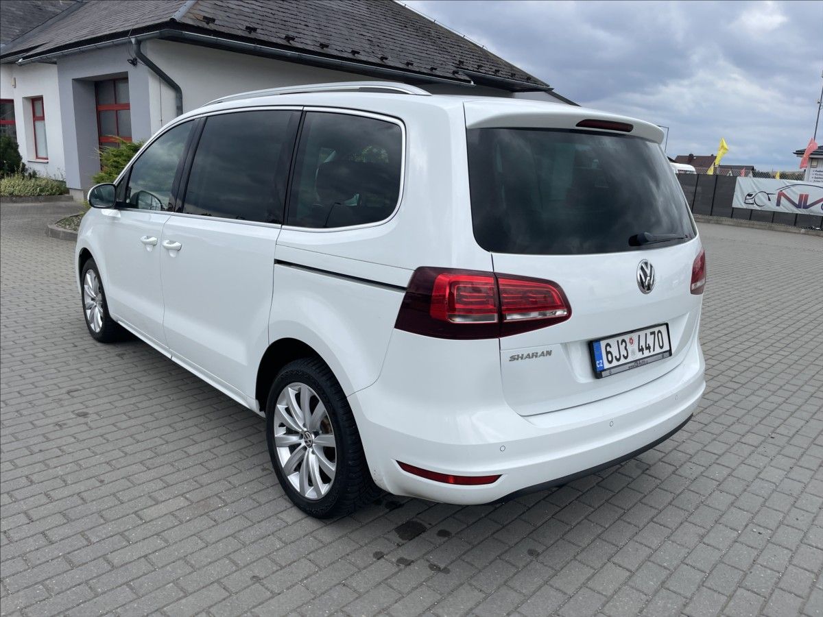 Volkswagen Sharan, 2,0 TDi 110kw Highline LED Rad - fotka 3