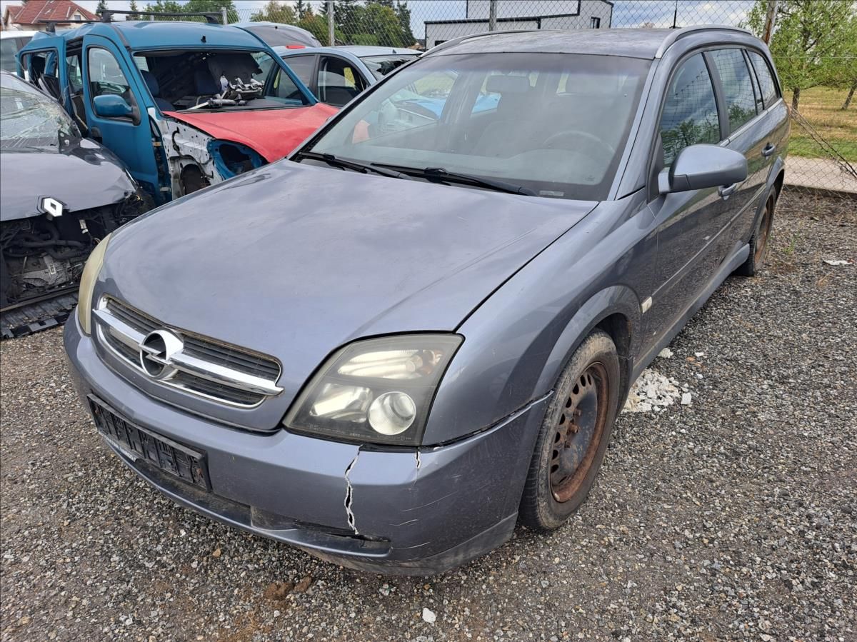 Opel Vectra, 3,0 DCI - fotka 4