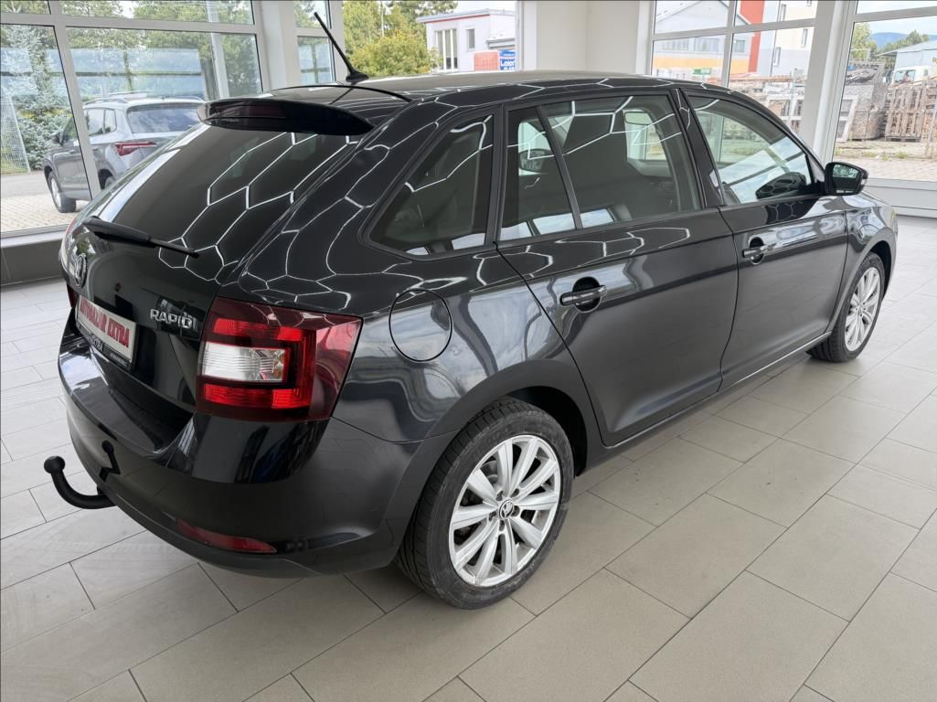 Škoda Rapid, 1,2 TSI, Climatronic, CarPlay - fotka 5
