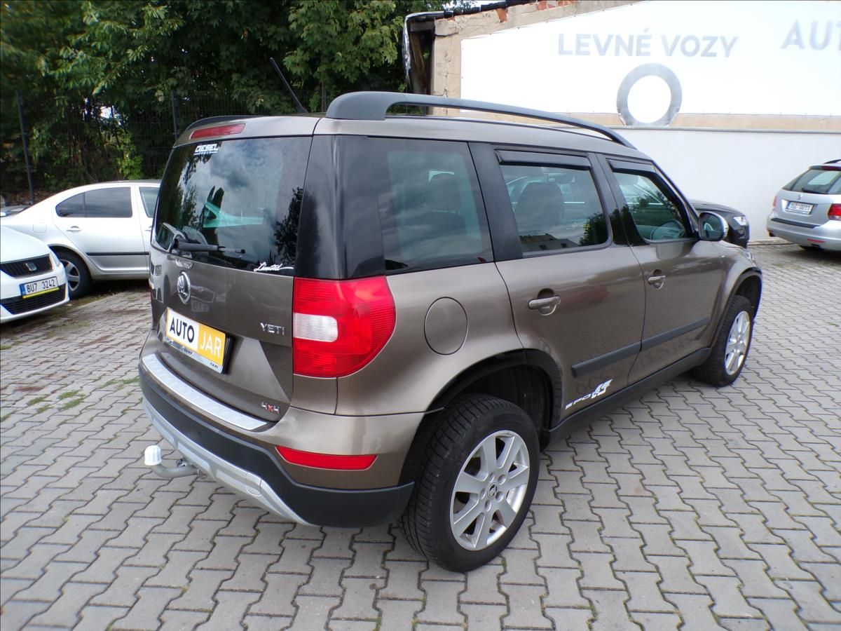 Škoda Yeti, 2,0 TDI  XENONY - fotka 5