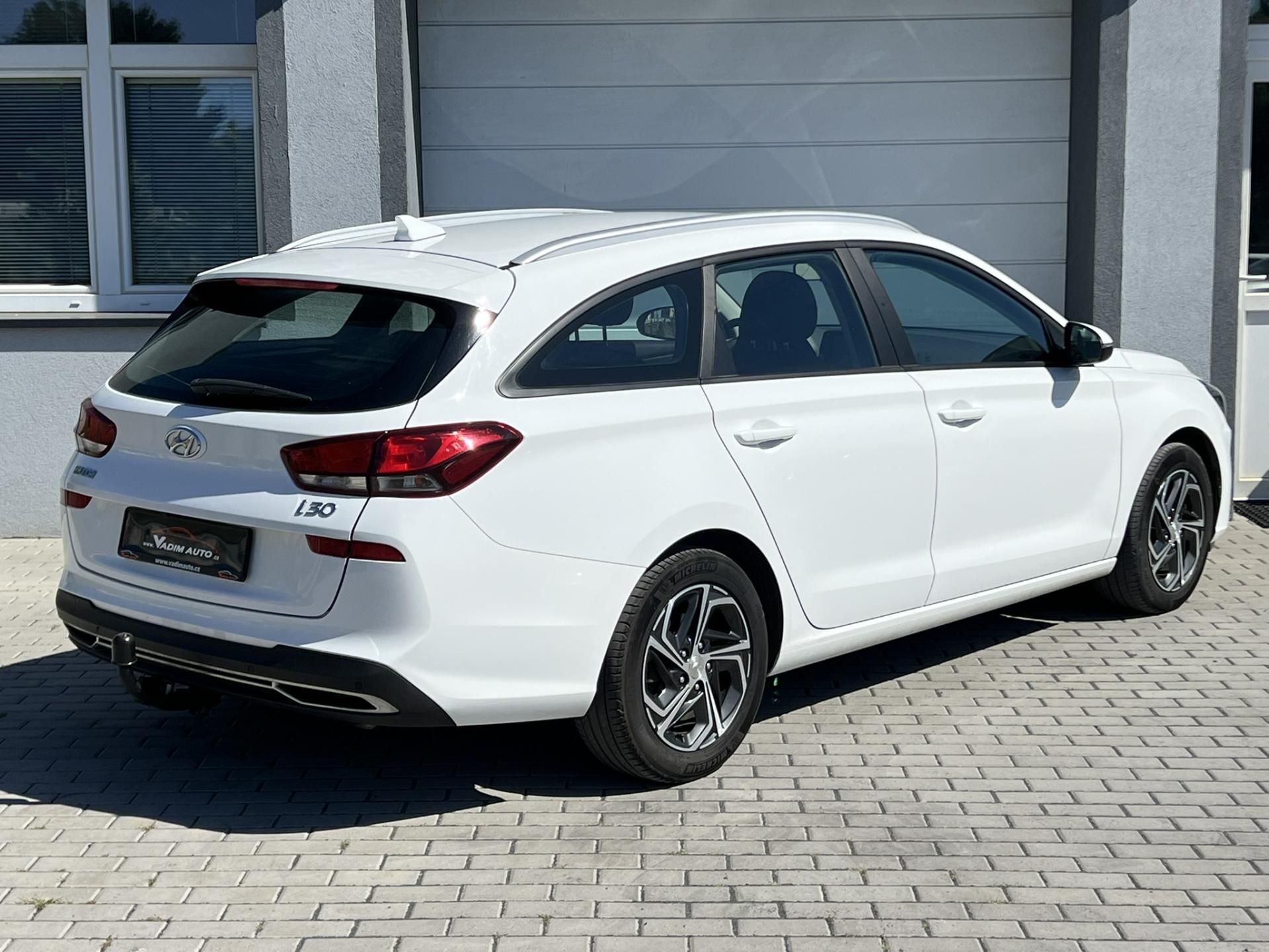 Hyundai i30, 1.6CRDi COMFORT TAŽNÉ KAMERA - fotka 4
