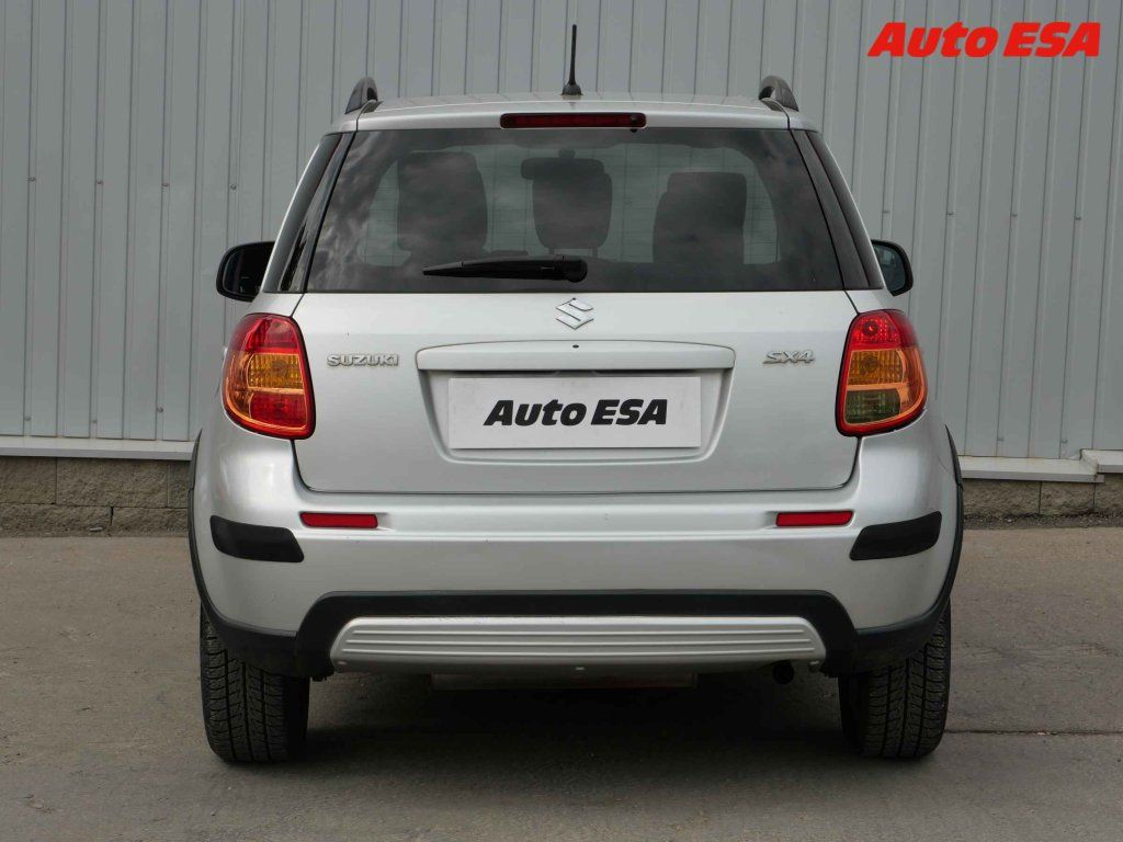 Suzuki SX4, 1.6i,ČR,AC,výhřev sed - fotka 5