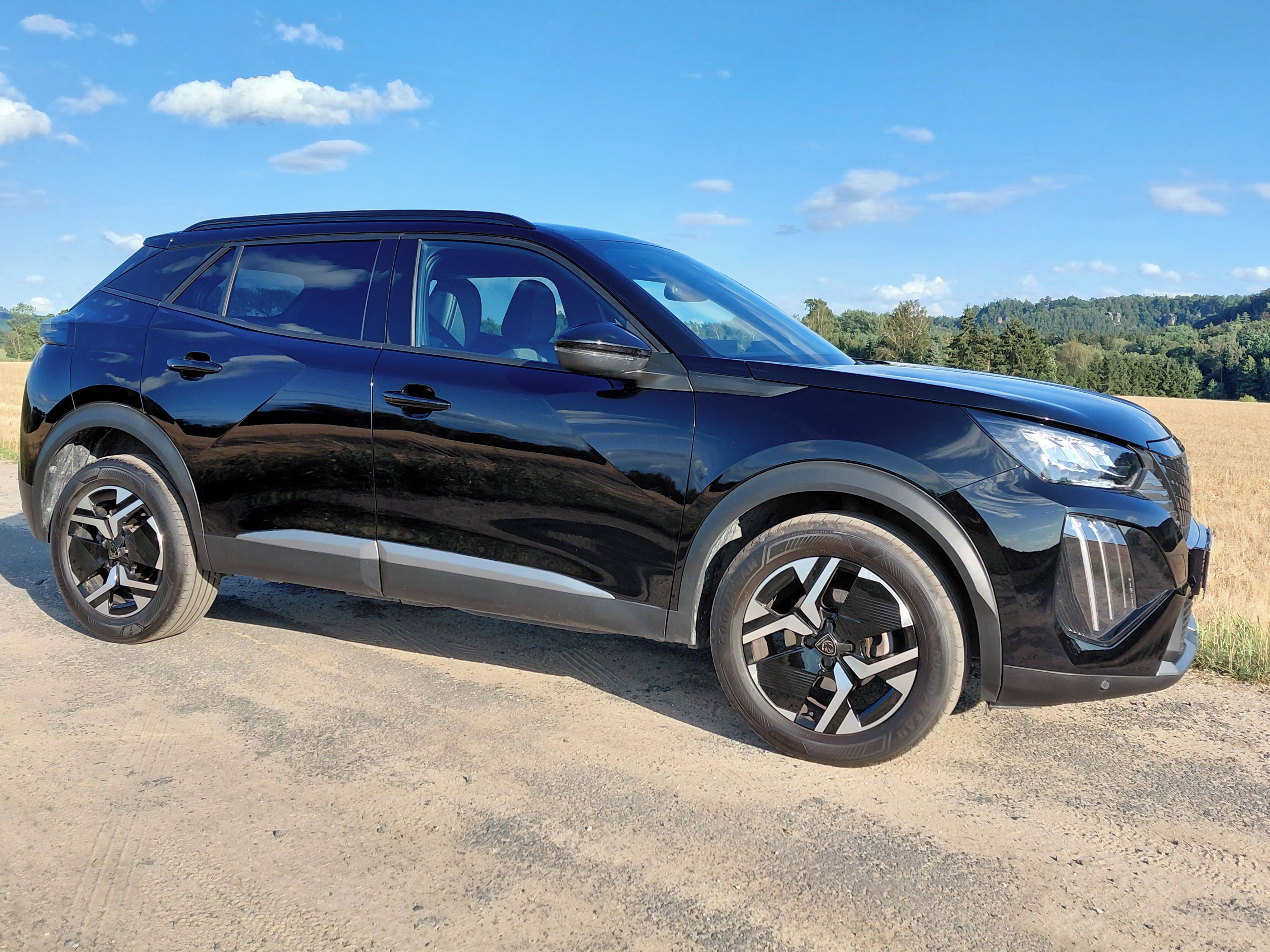 Peugeot 2008, 100k, 6x rychl., NAVI - fotka 2