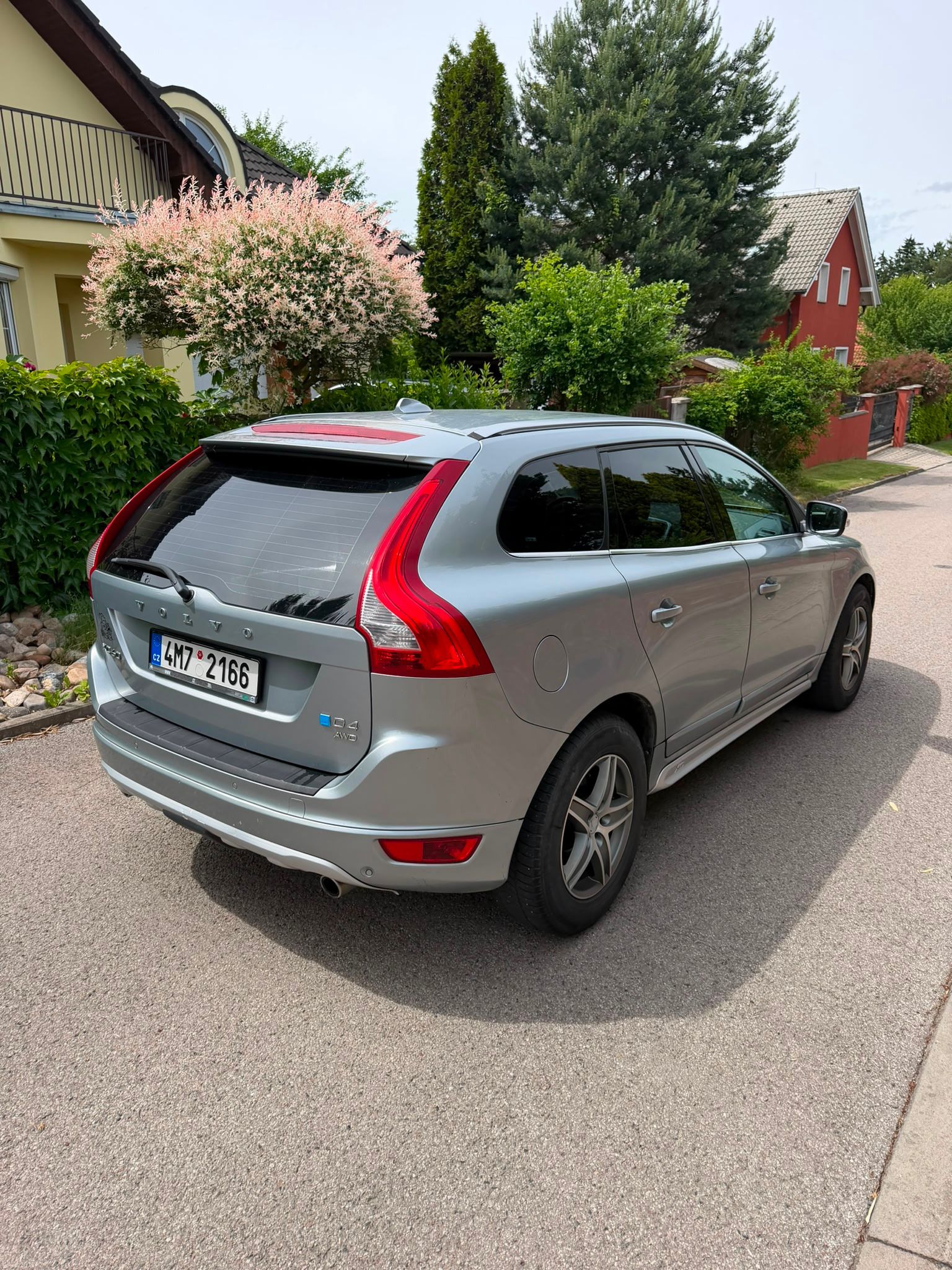 Volvo XC60, Ocean Race 2.4 D5 AWD - fotka 4