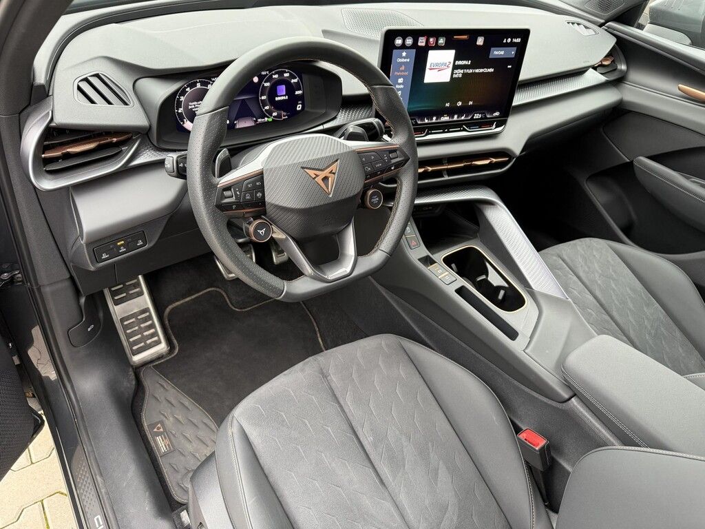 Cupra Terramar, DSG 4WD 2,0 TSi 150 kW - fotka 6