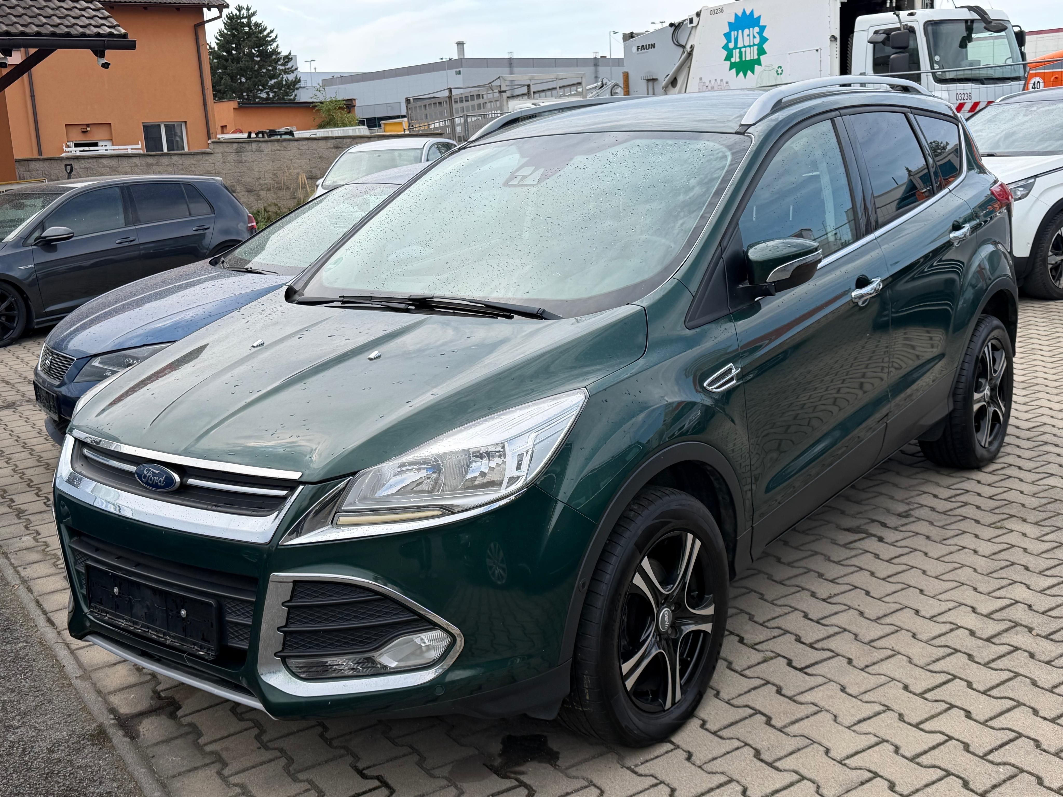 Ford Kuga, 1.5i-110KW-VŮZ JE V PERF.STAVU - fotka 5