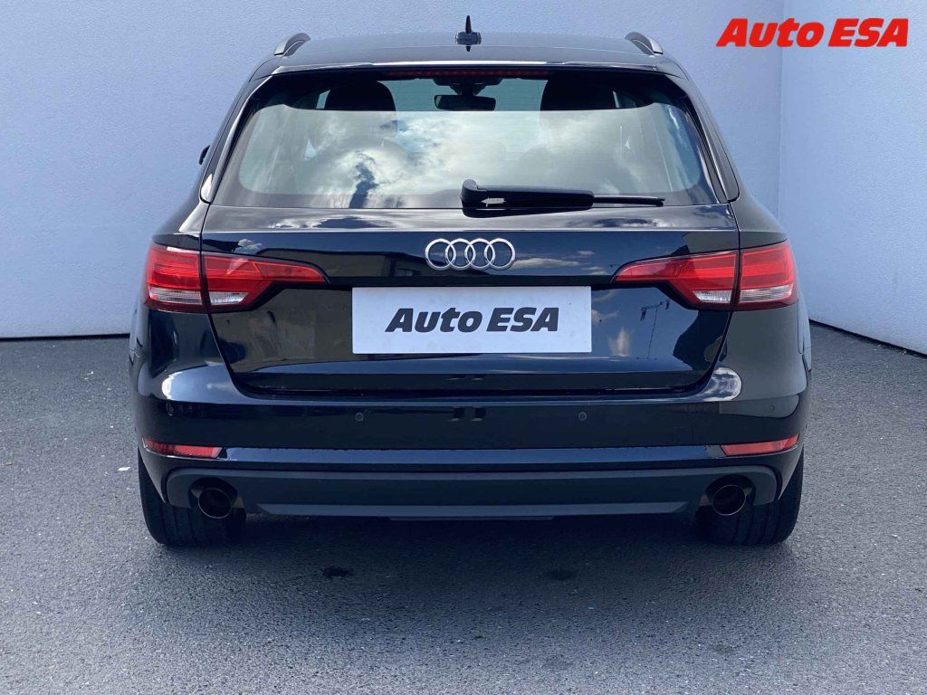 Audi A4, 2.0 TFSi,navi - fotka 5