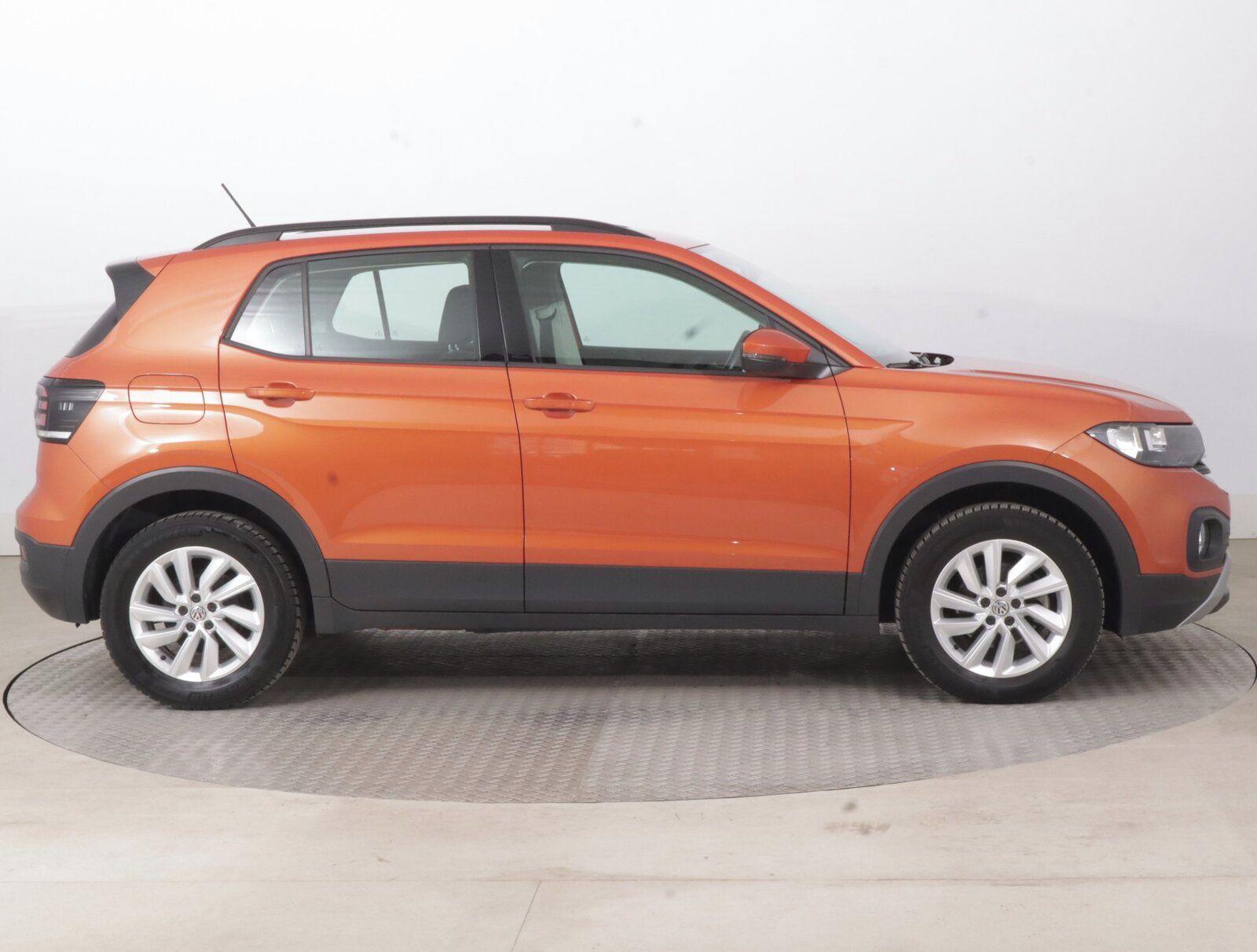 Volkswagen T-Cross, 1.0 TSI, Life, Serv.kniha - fotka 6
