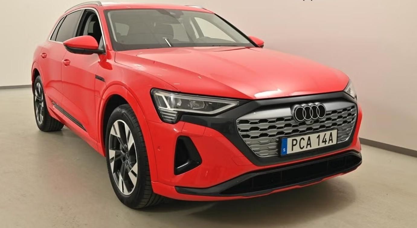 Audi Q8 e-tron, 55 Q Kam 4 zóny Matrix BLIS
