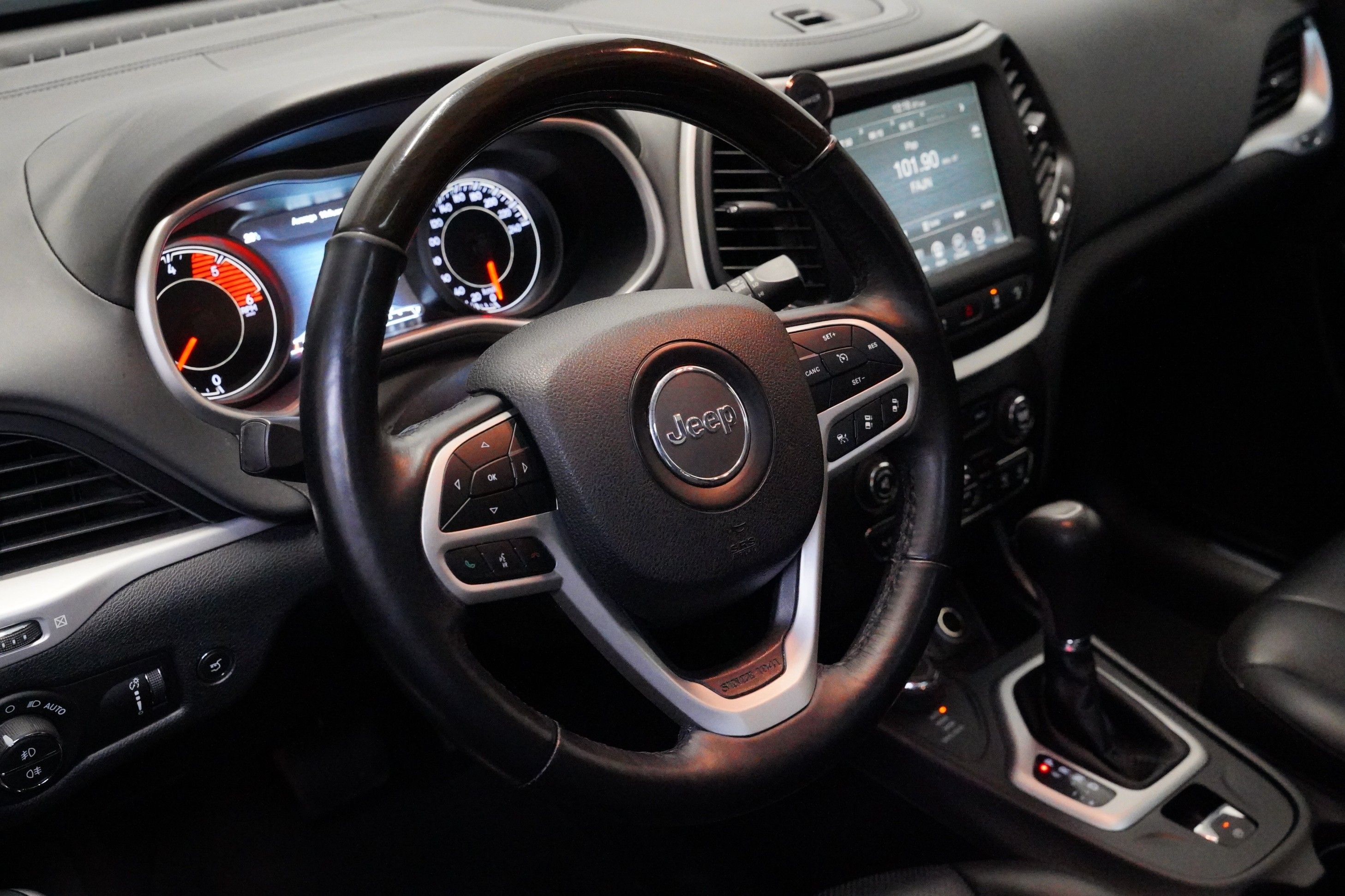 Jeep Cherokee, 2.2 MultiJet II 147 kW 4x4 Aut - fotka 5