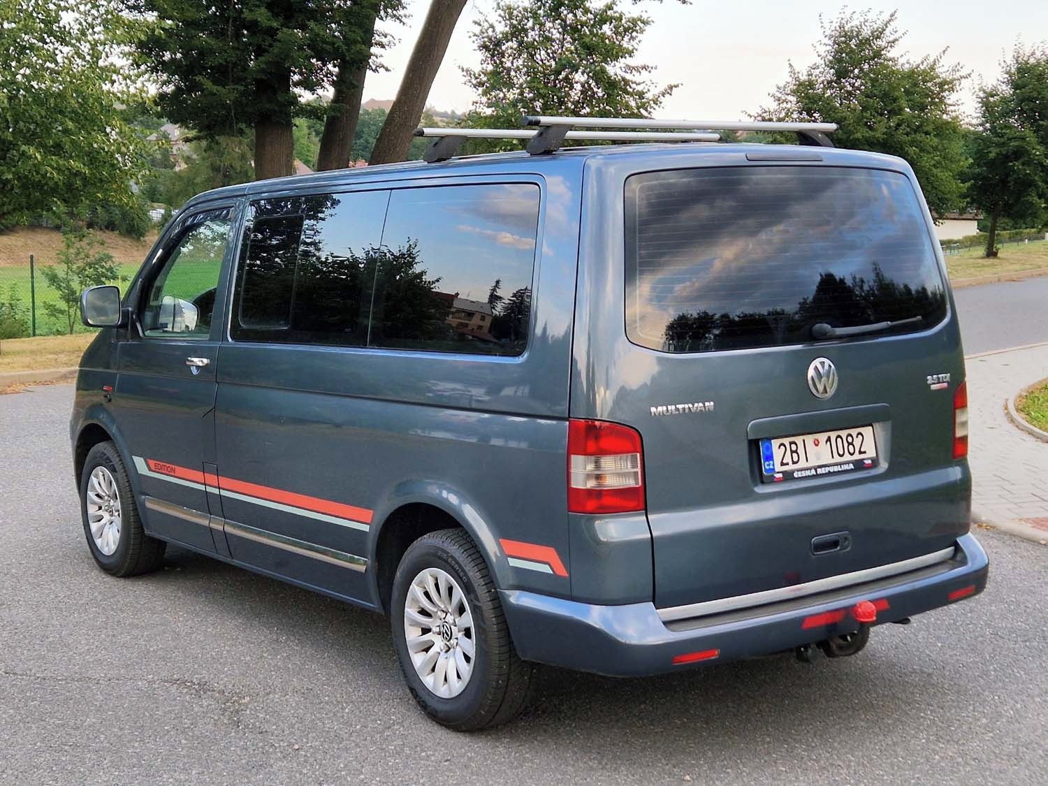 Volkswagen Multivan, 2.5 TDI - fotka 4