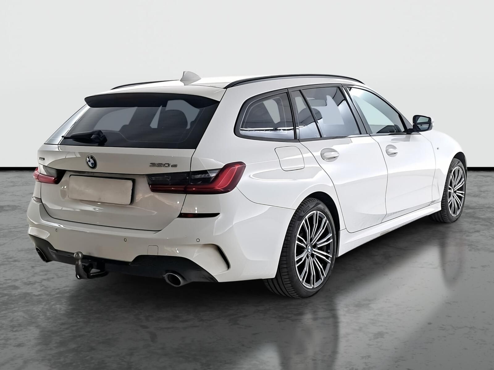 BMW Řada 3, 320 e xDrive, 4X4, Automat - fotka 5