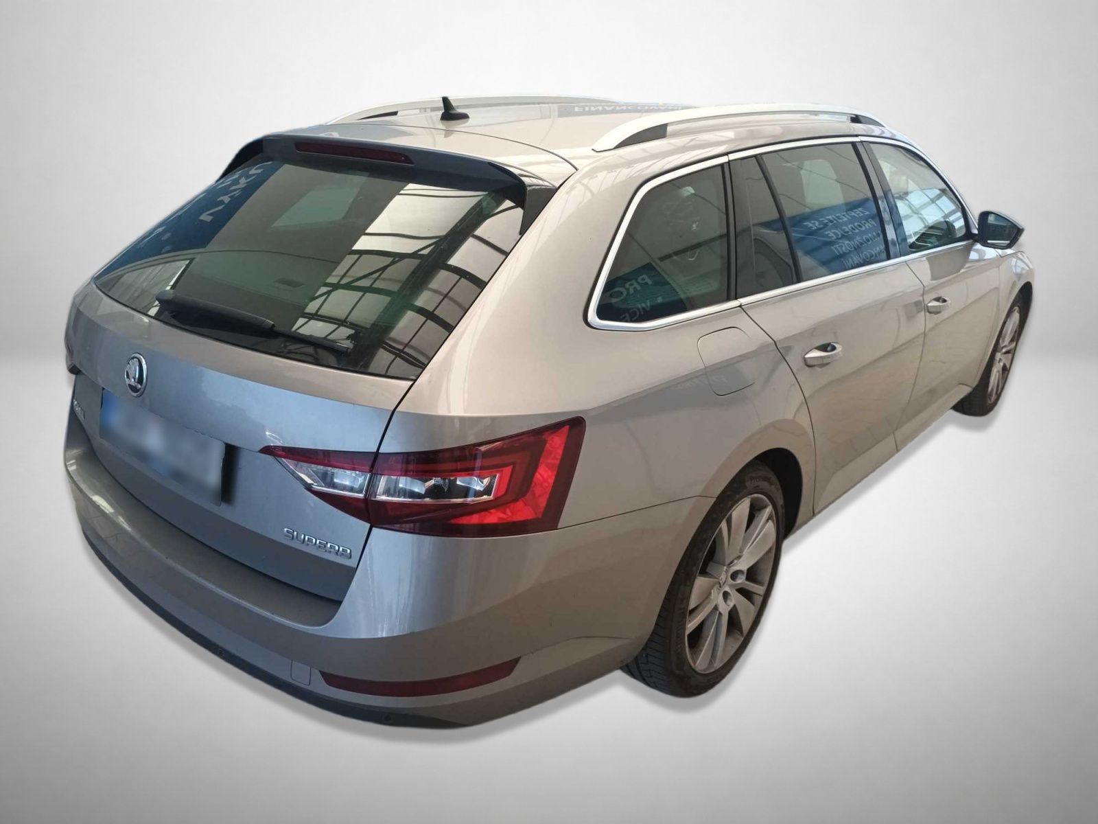 Škoda Superb, 2.0 TDI, Style, Kůže, Navi - fotka 2
