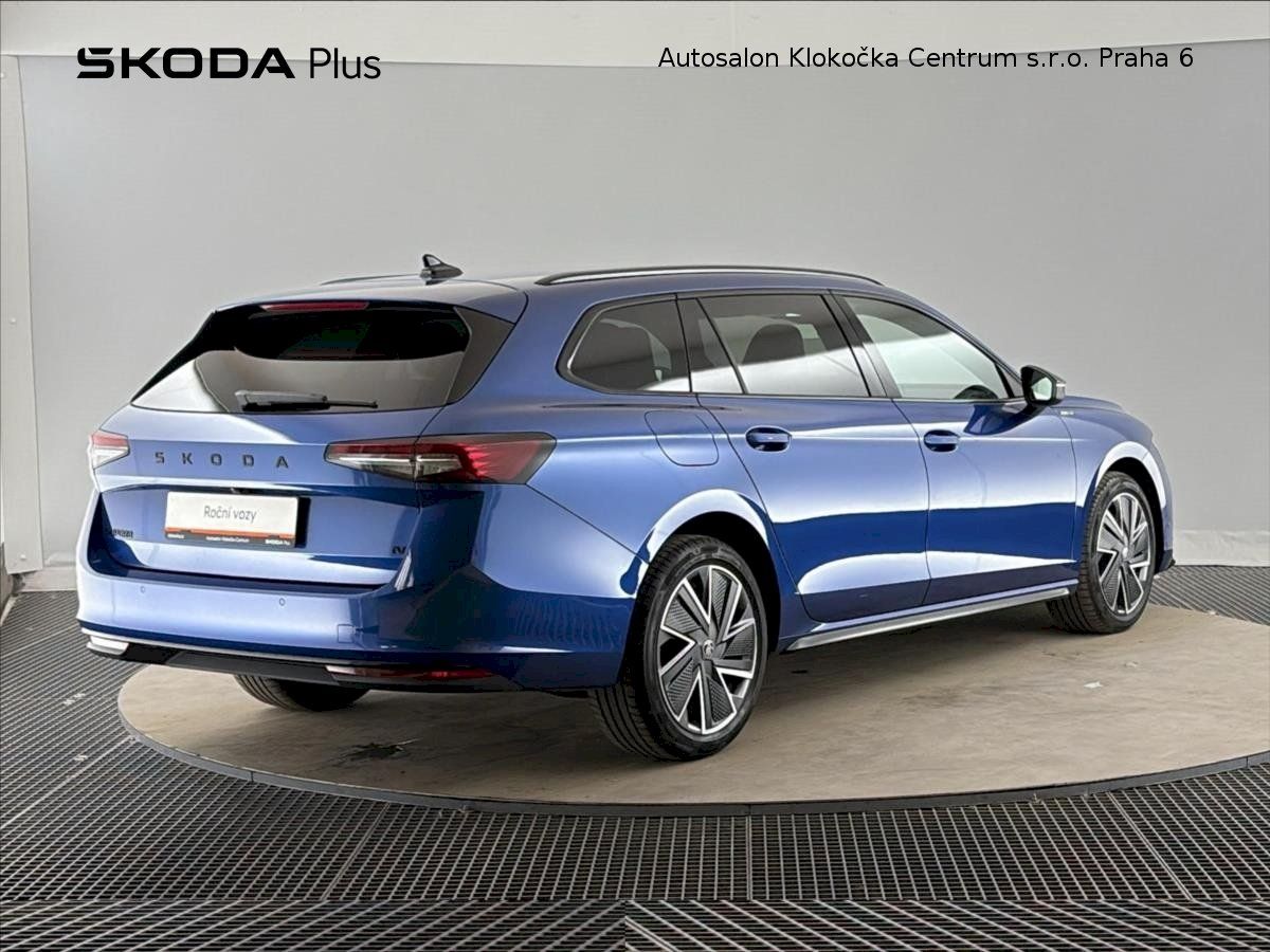 Škoda Superb, iV TSI150 kW Sportline 6DSG - fotka 2