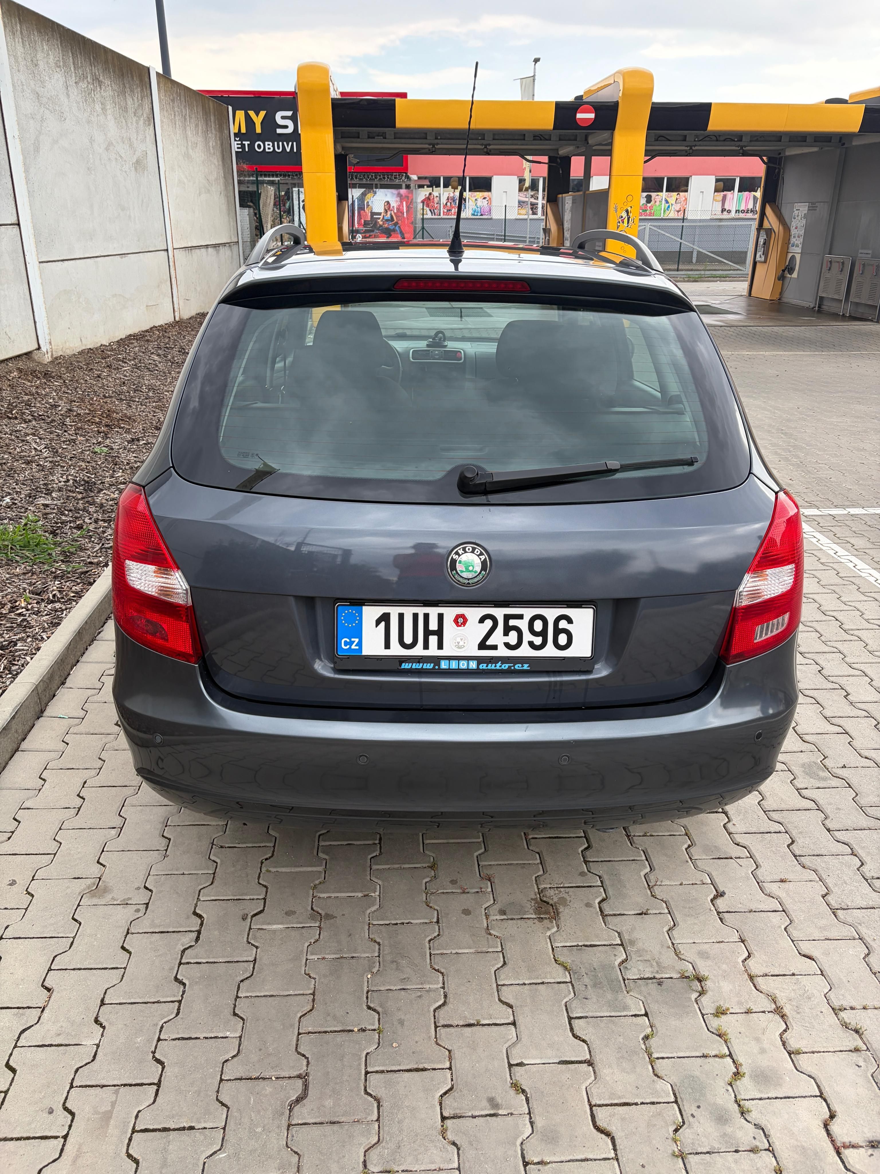 Škoda Fabia, 1.6 Servisováno - fotka 5