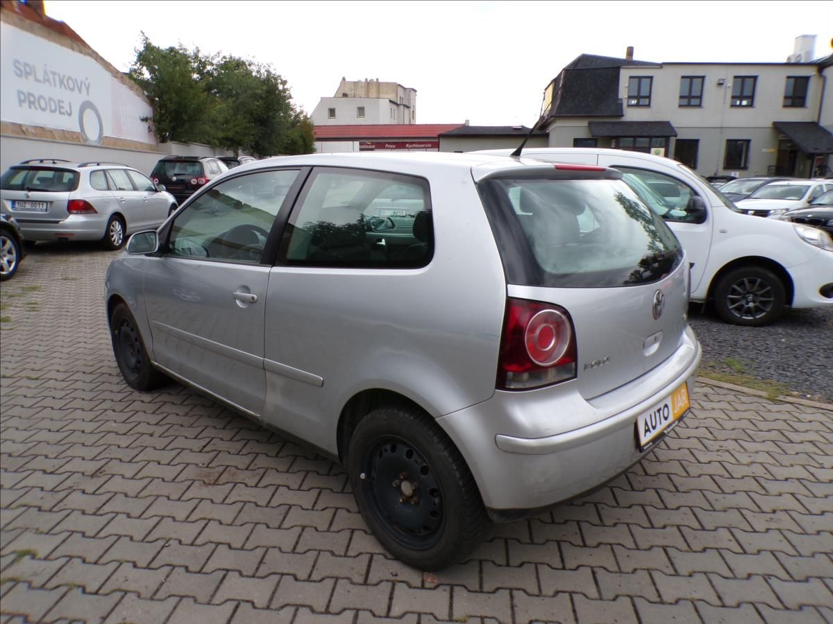 Volkswagen Polo, 1,2 12V  KLIMA - fotka 4