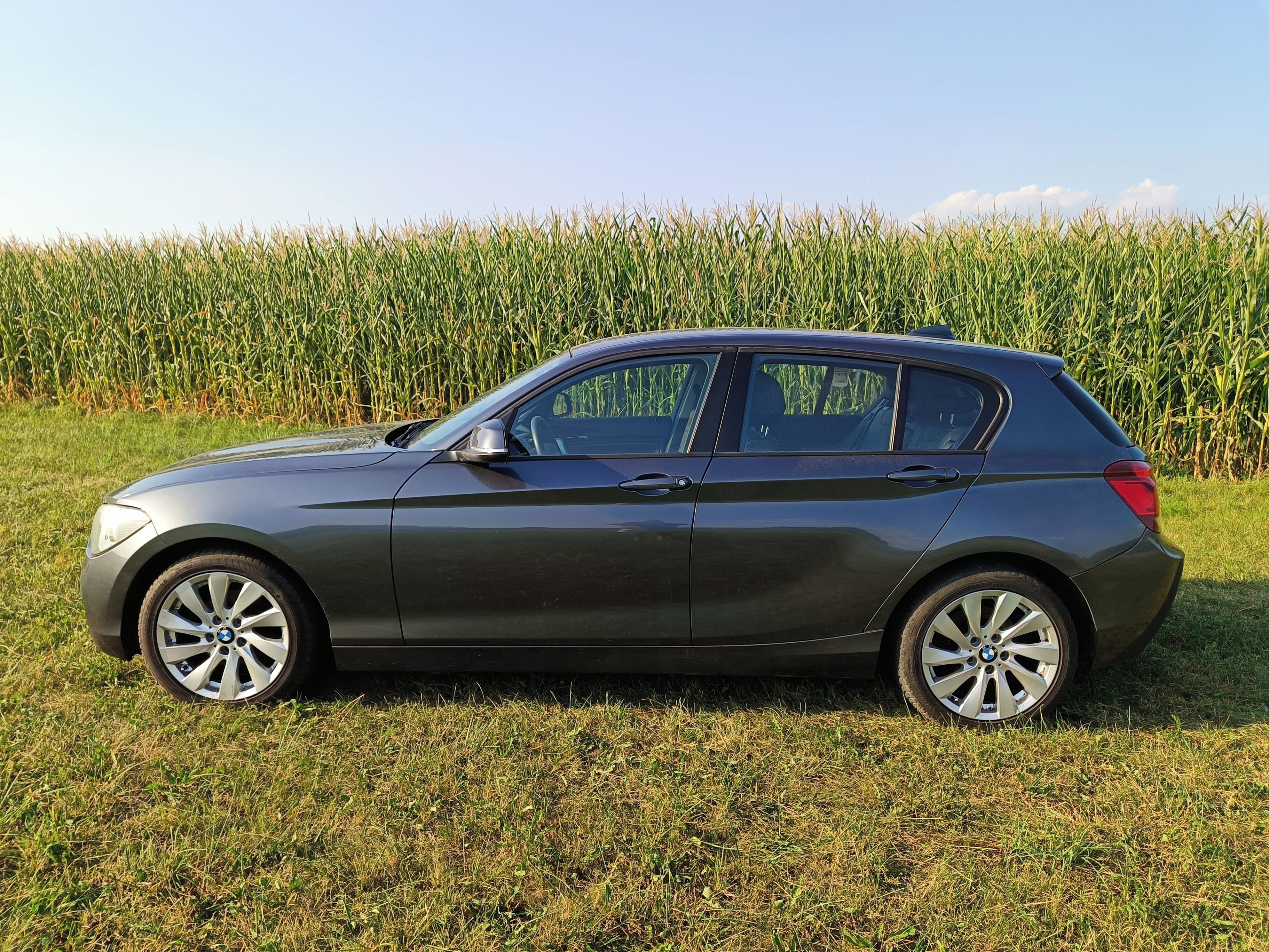 BMW Řada 1, 118D, 105kw, nová TK, kůže - fotka 6