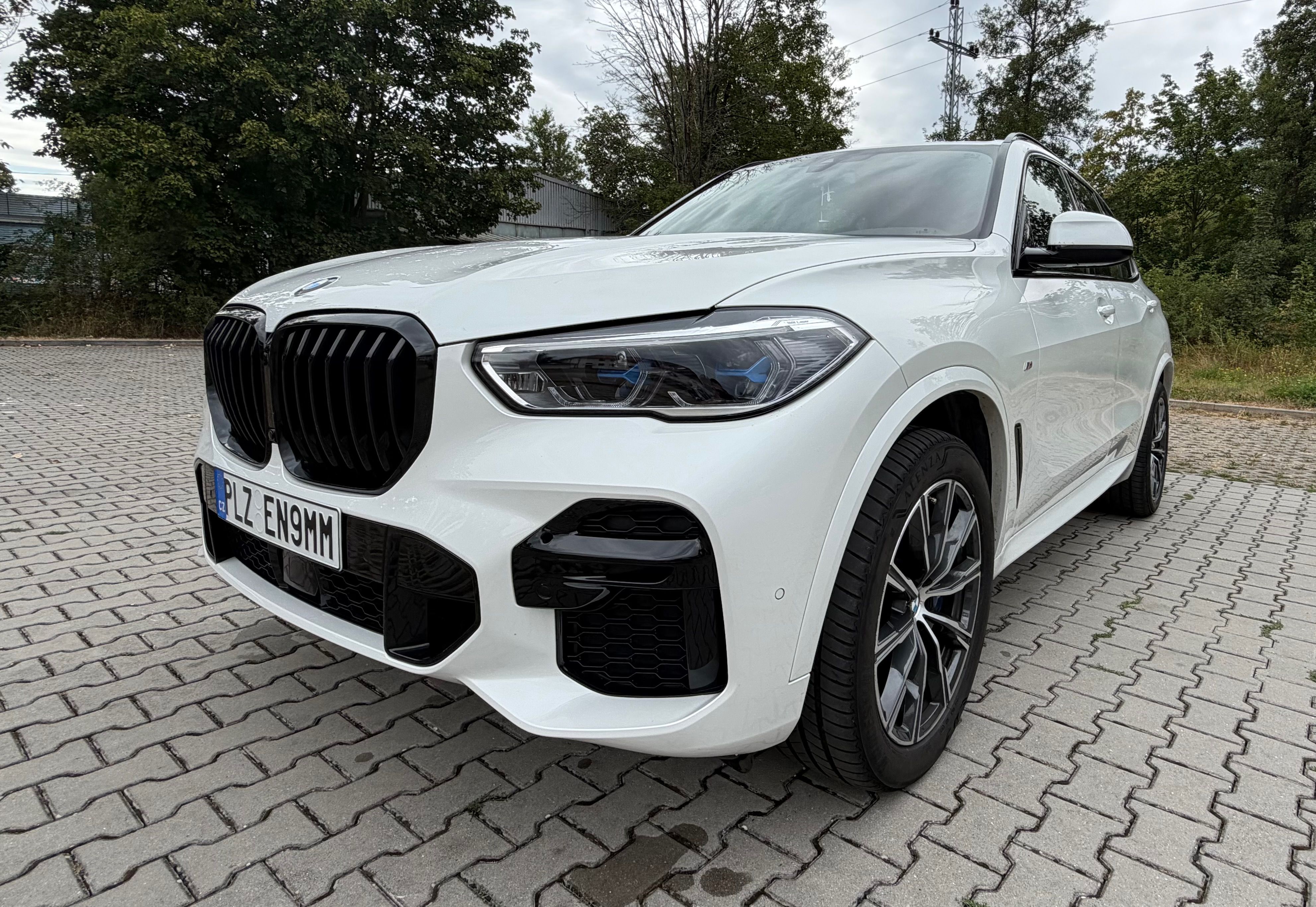 BMW X5, 30d xDrive,M-paket, DPH, TOP - fotka 2