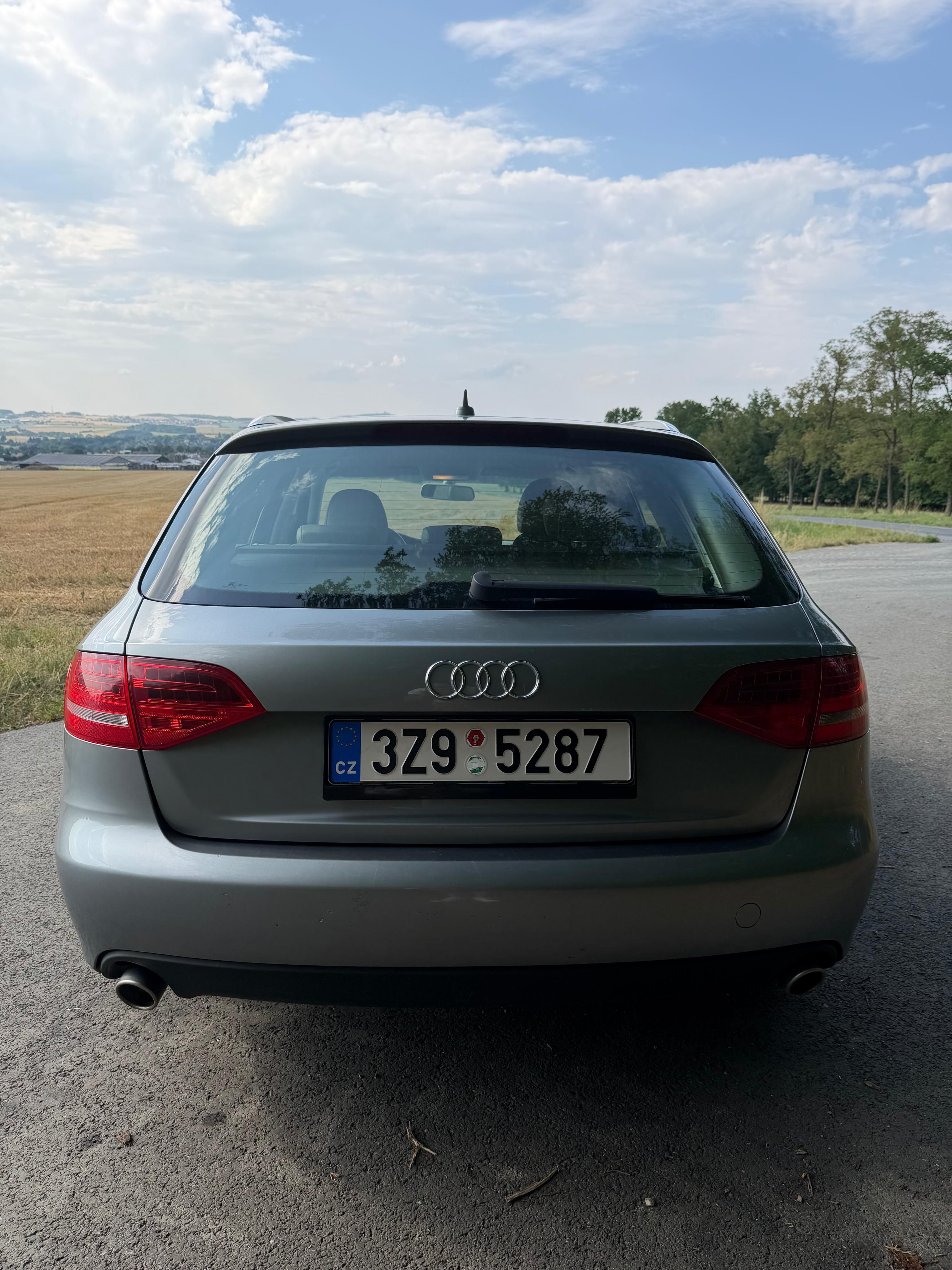 Audi A4, Audi A4 B8 3.0TDI Quattro - fotka 4
