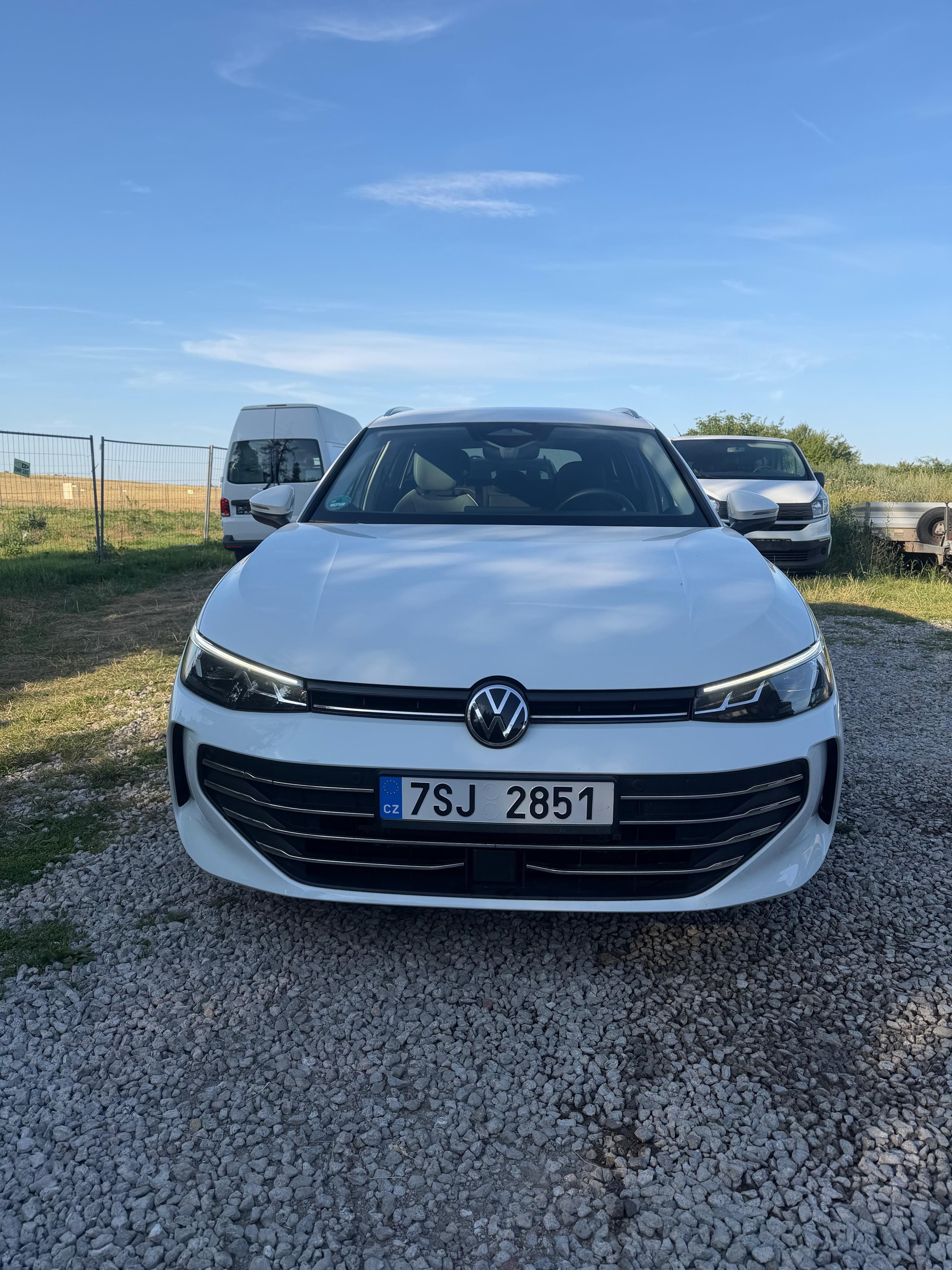 Volkswagen Passat, 1.5 eTSI Business 2025 Záruka - fotka 2