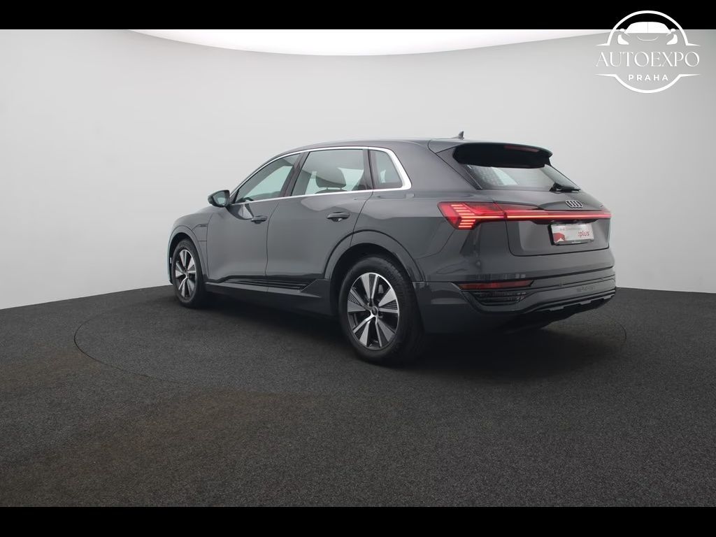 Audi Q8 e-tron, 50 e-tron  quattro advanced Ma - fotka 3