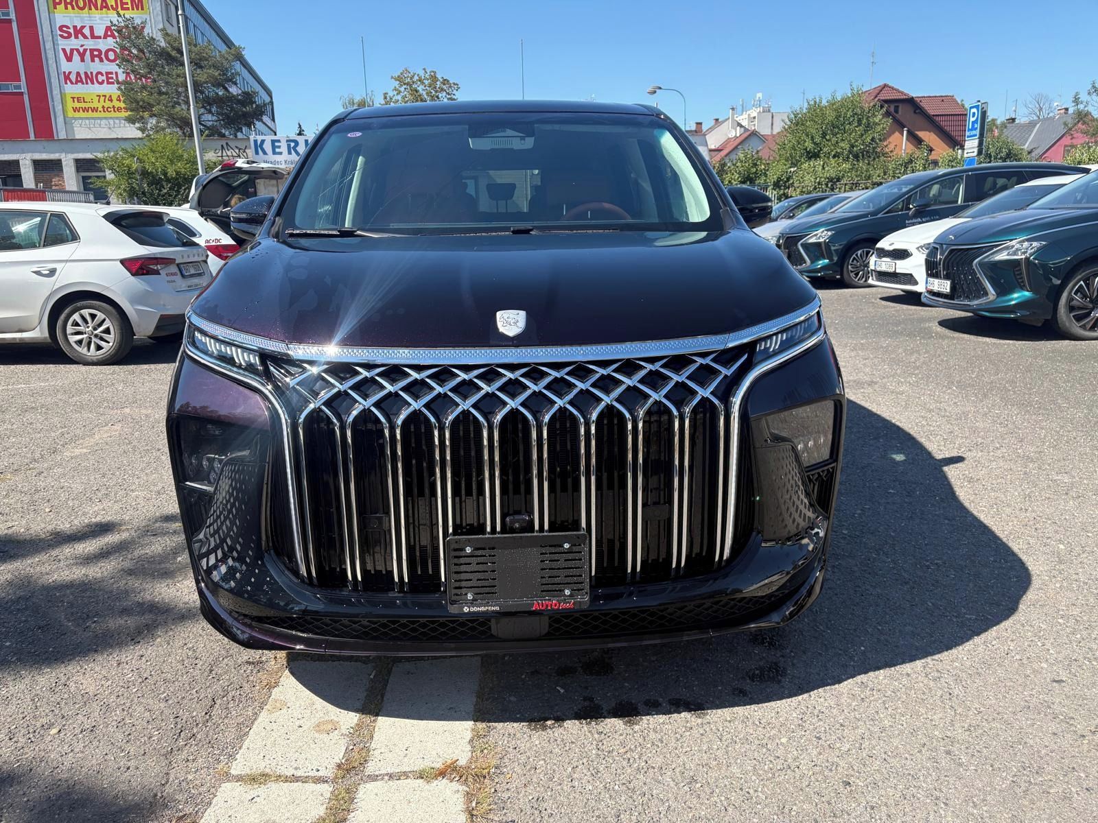 Dongfeng U-Tour, V9 HEV Marble Black - fotka 2