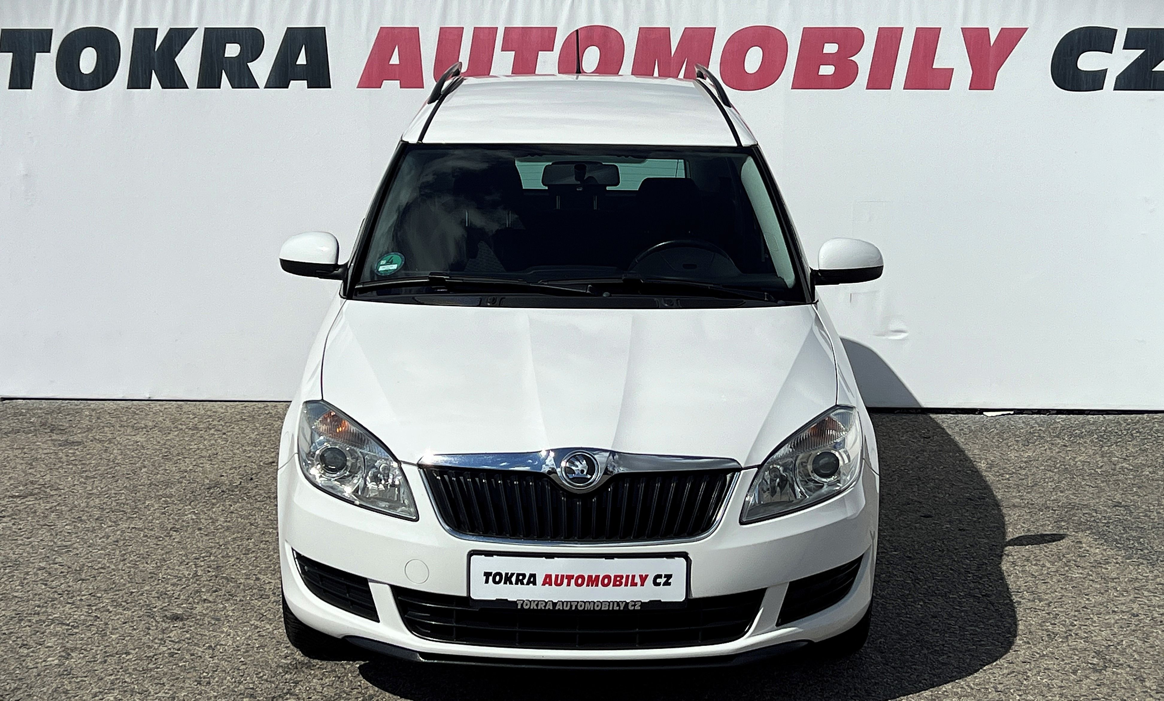 Škoda Roomster, 1.2TSI DSG Ambition Aut.Klima - fotka 2