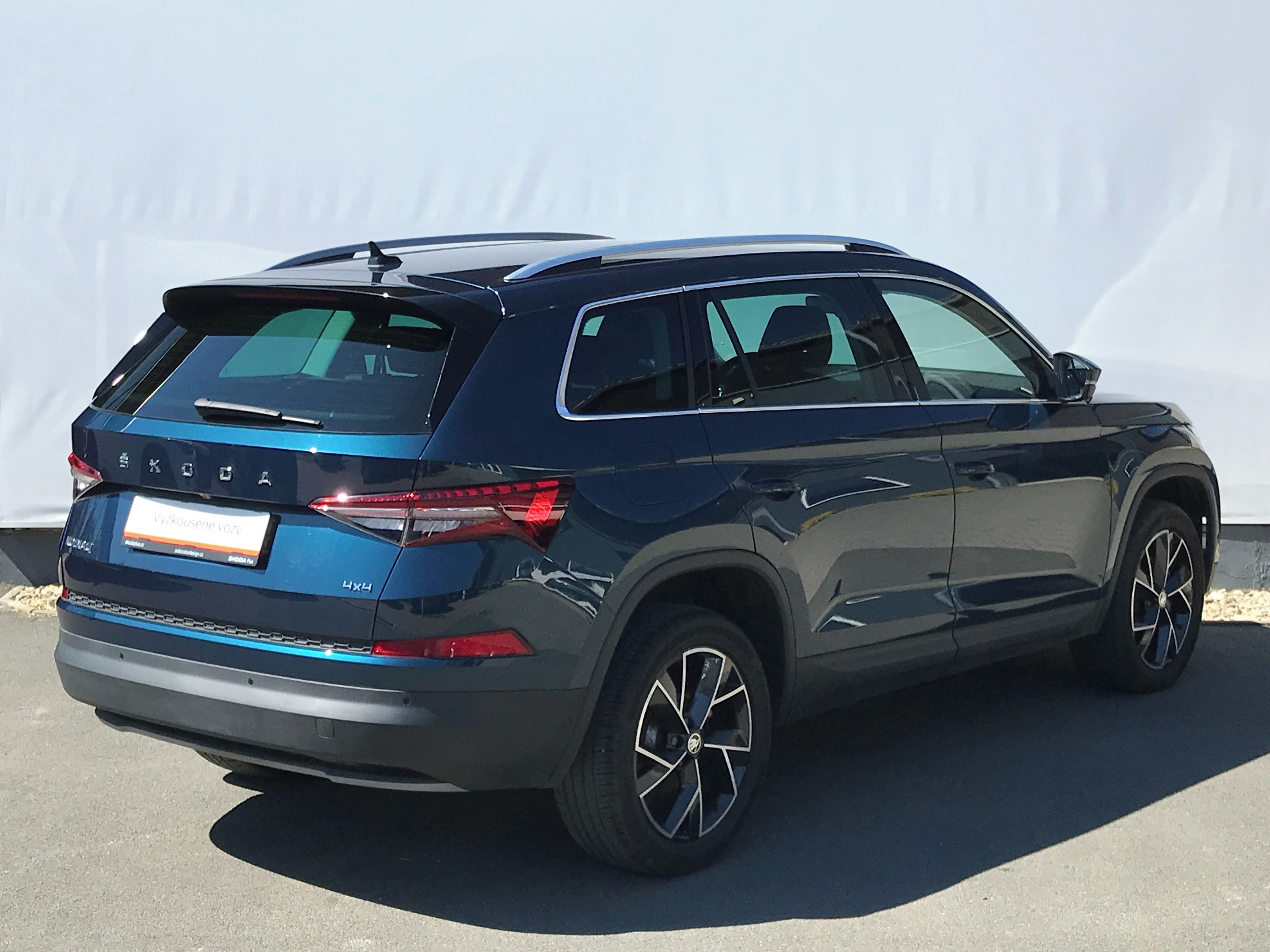 Škoda Kodiaq, 110kW 4X4 STYLE+DSG+TAŽNÉ+DCC - fotka 2