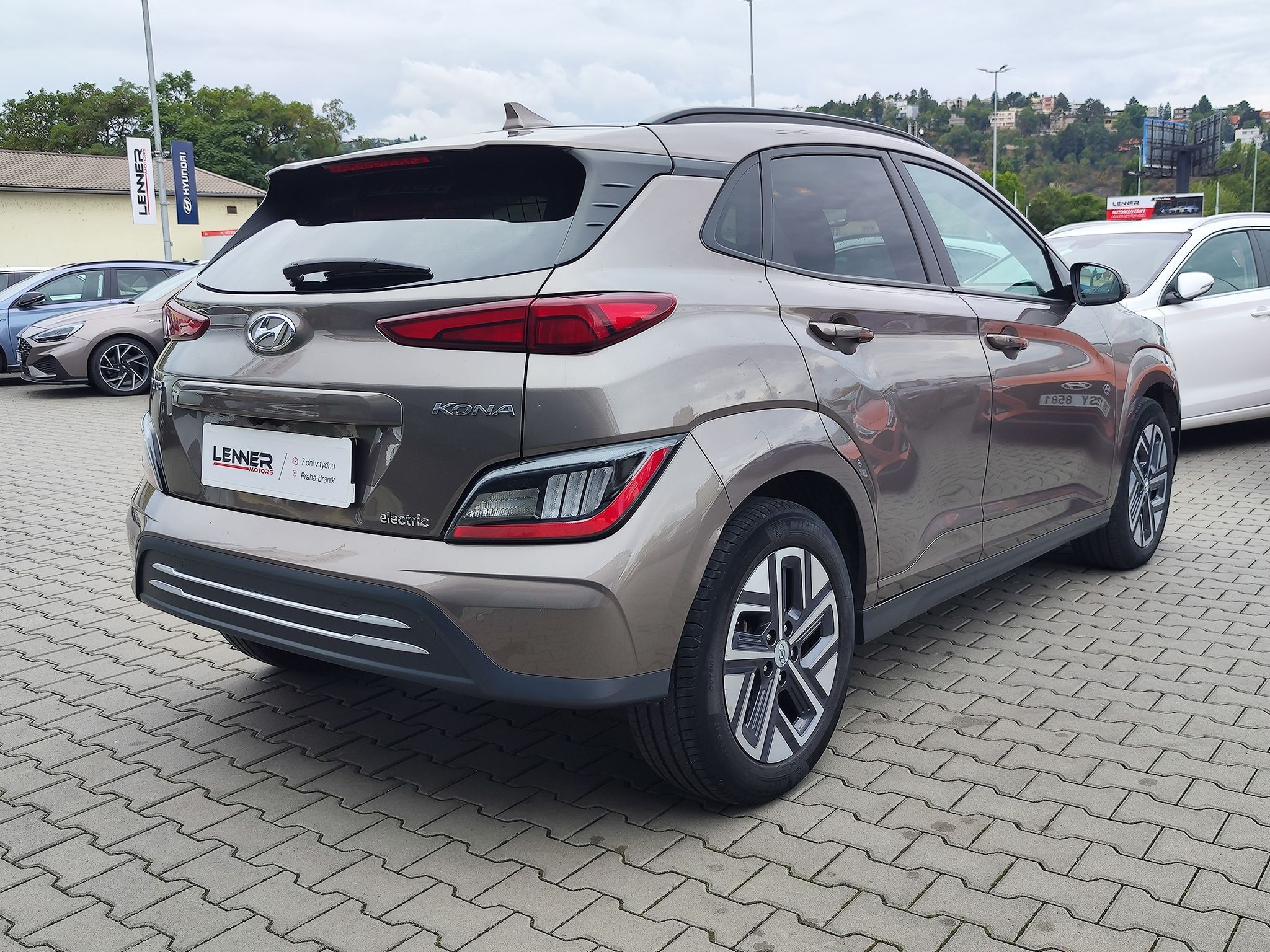 Hyundai Kona, EV/64kWh Czech Edition AT - fotka 5