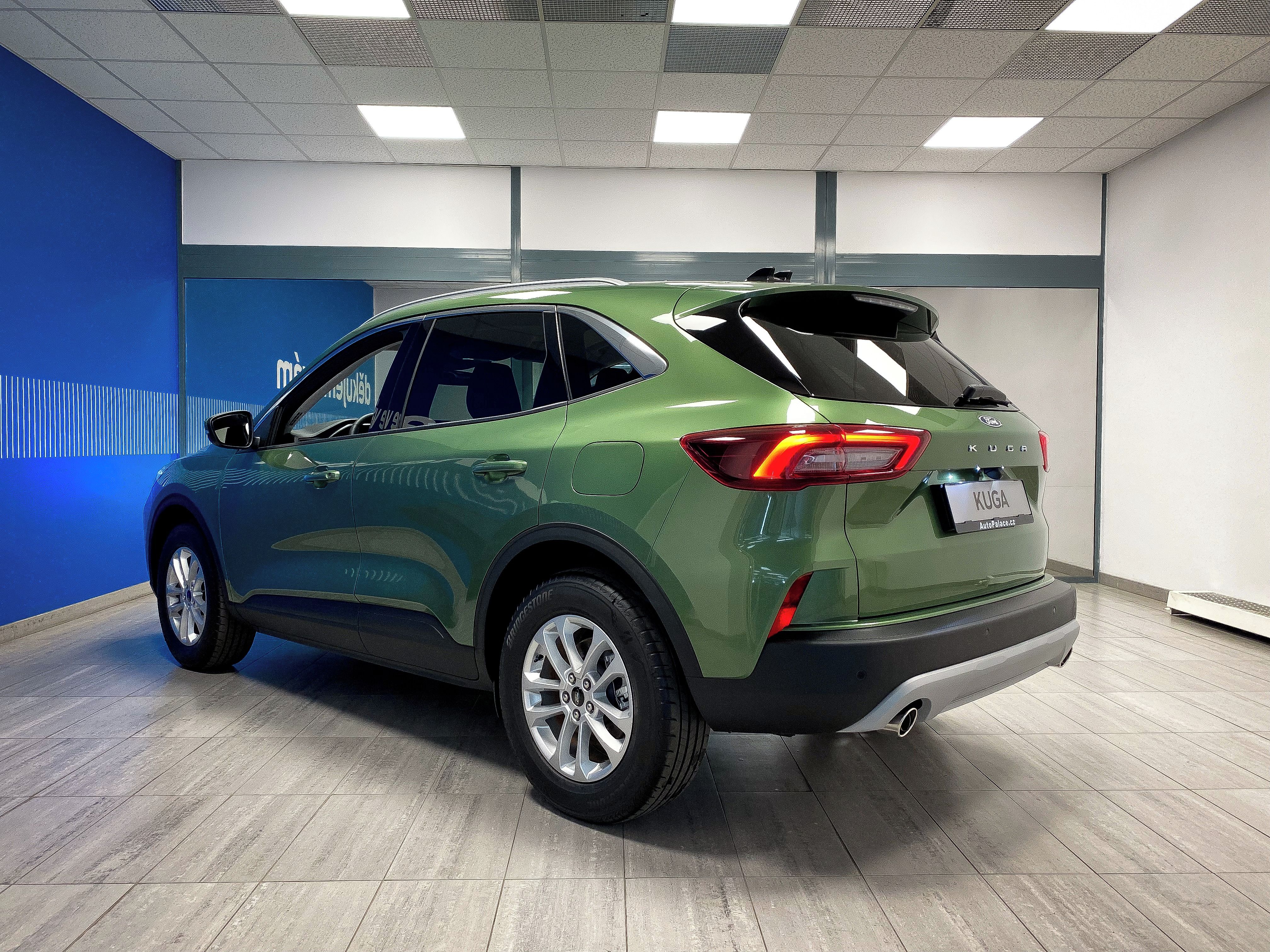 Ford Kuga, 2,5 Duratec HEV Top Edition - fotka 2
