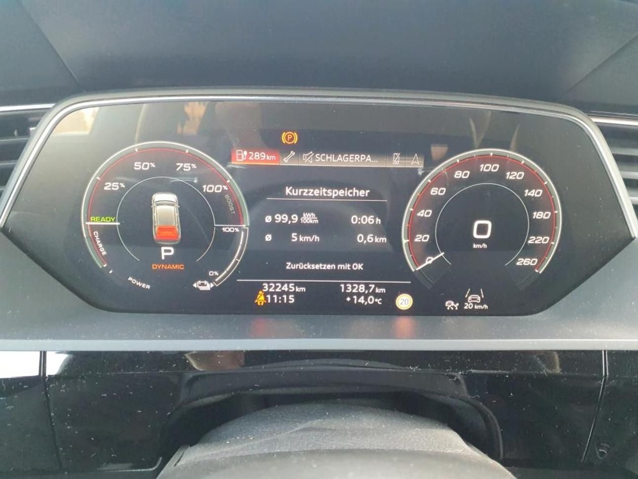 Audi e-tron, 55 QUATTRO 300kw SOH 97 % - fotka 4