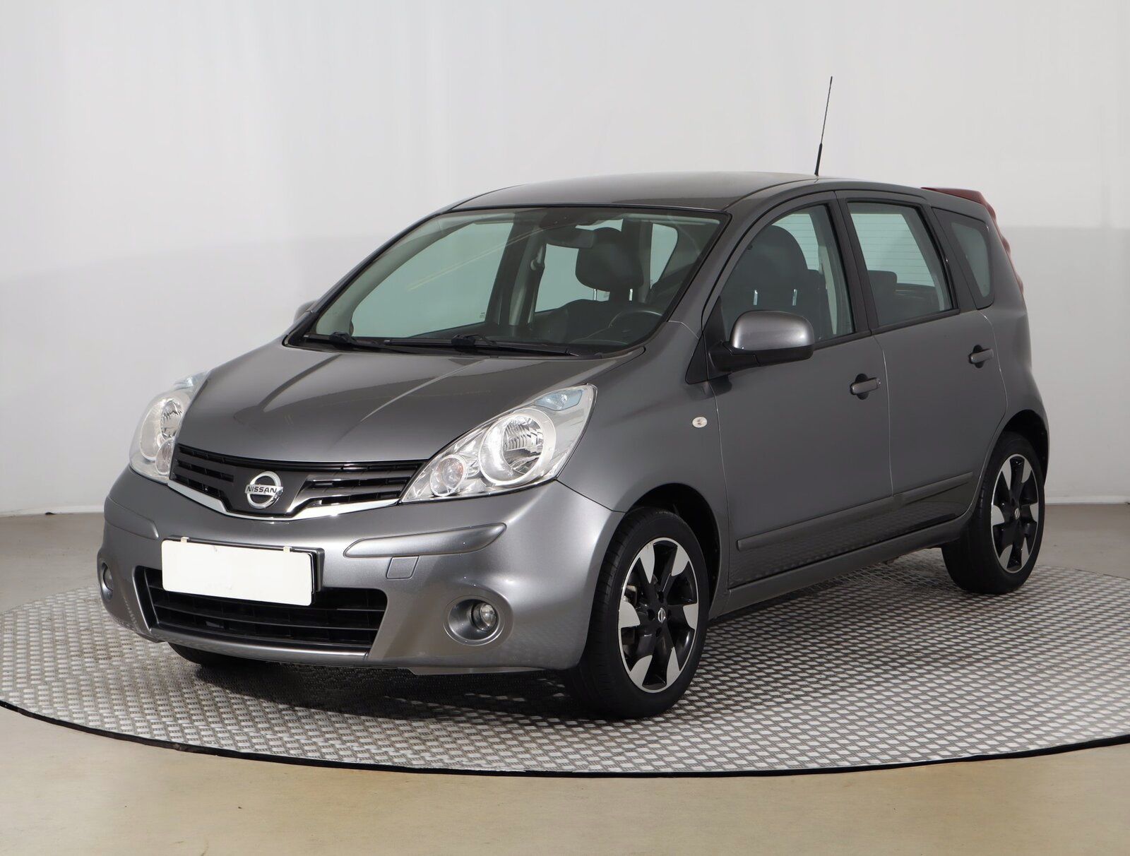 Nissan Note, 1.4 - fotka 2