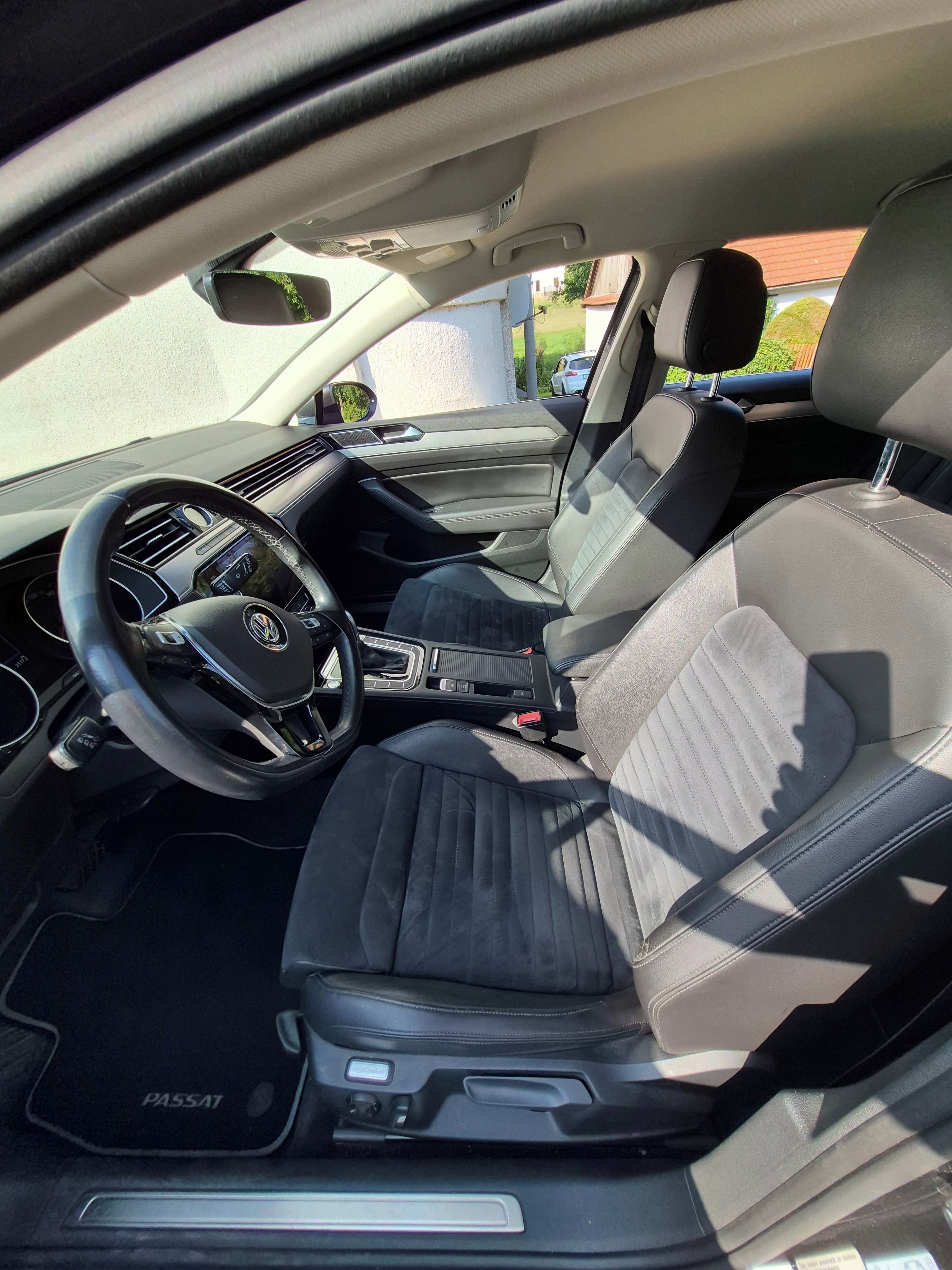 Volkswagen Passat, 2,0 TDI 110 kW, DSG, Highline - fotka 6