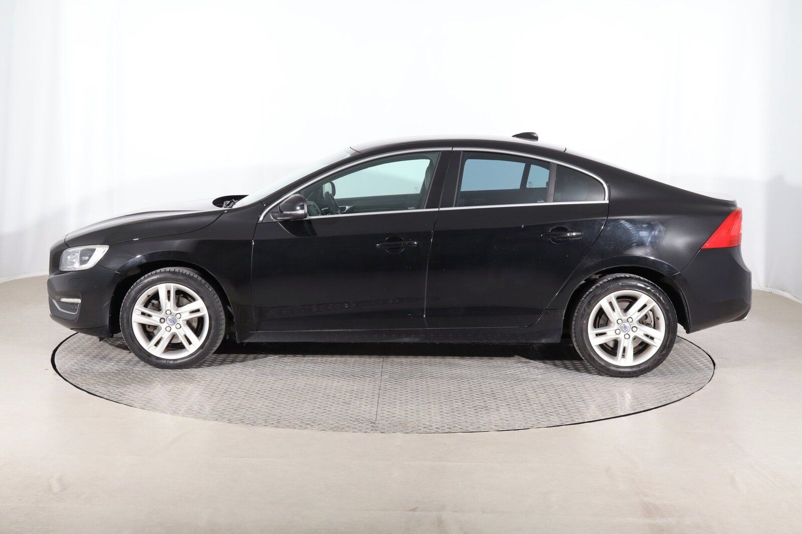 Volvo S60, D3, Automat, Serv.kniha - fotka 3