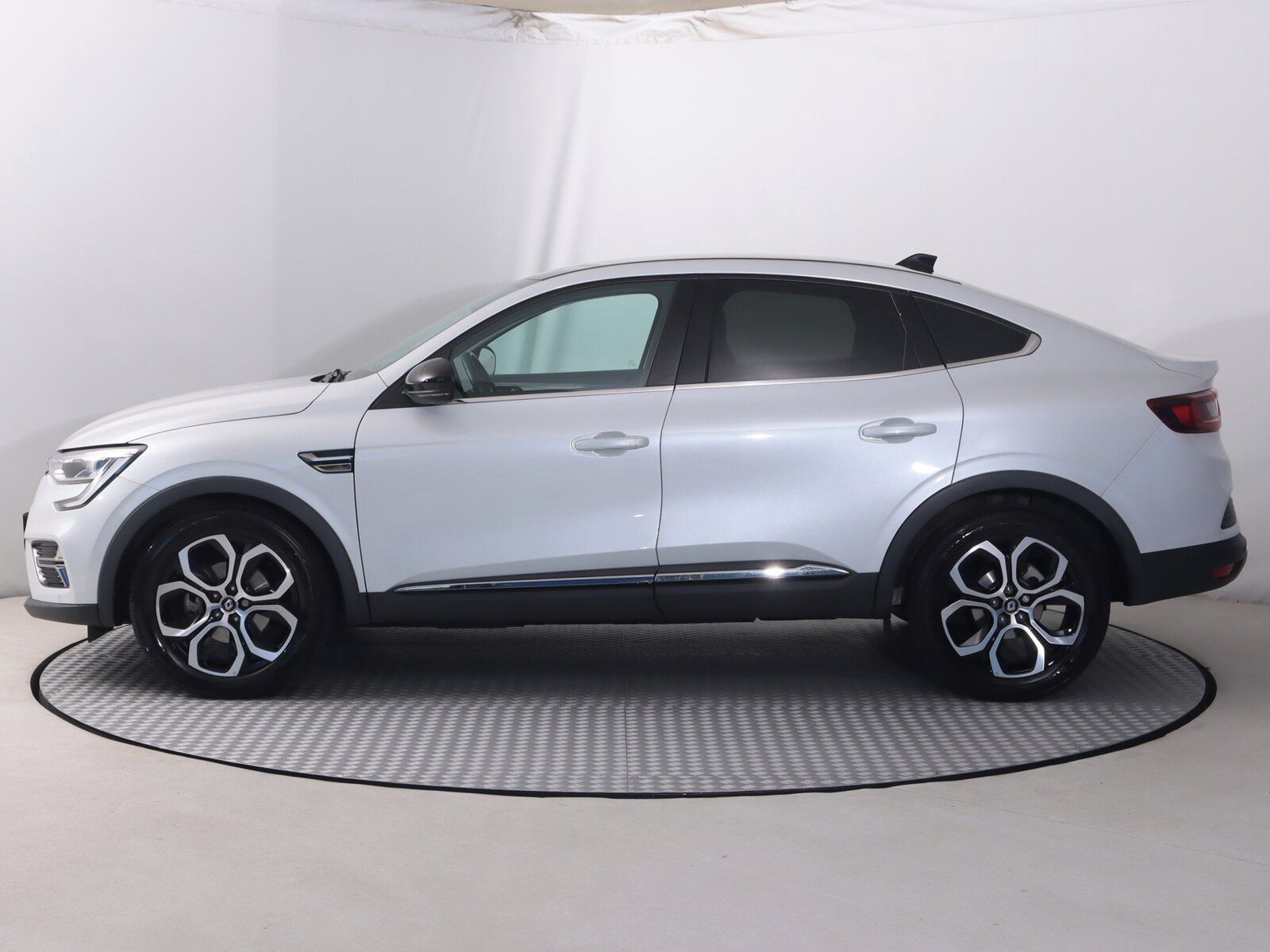 Renault Arkana, E-Tech, Automat, Serv.kniha - fotka 3