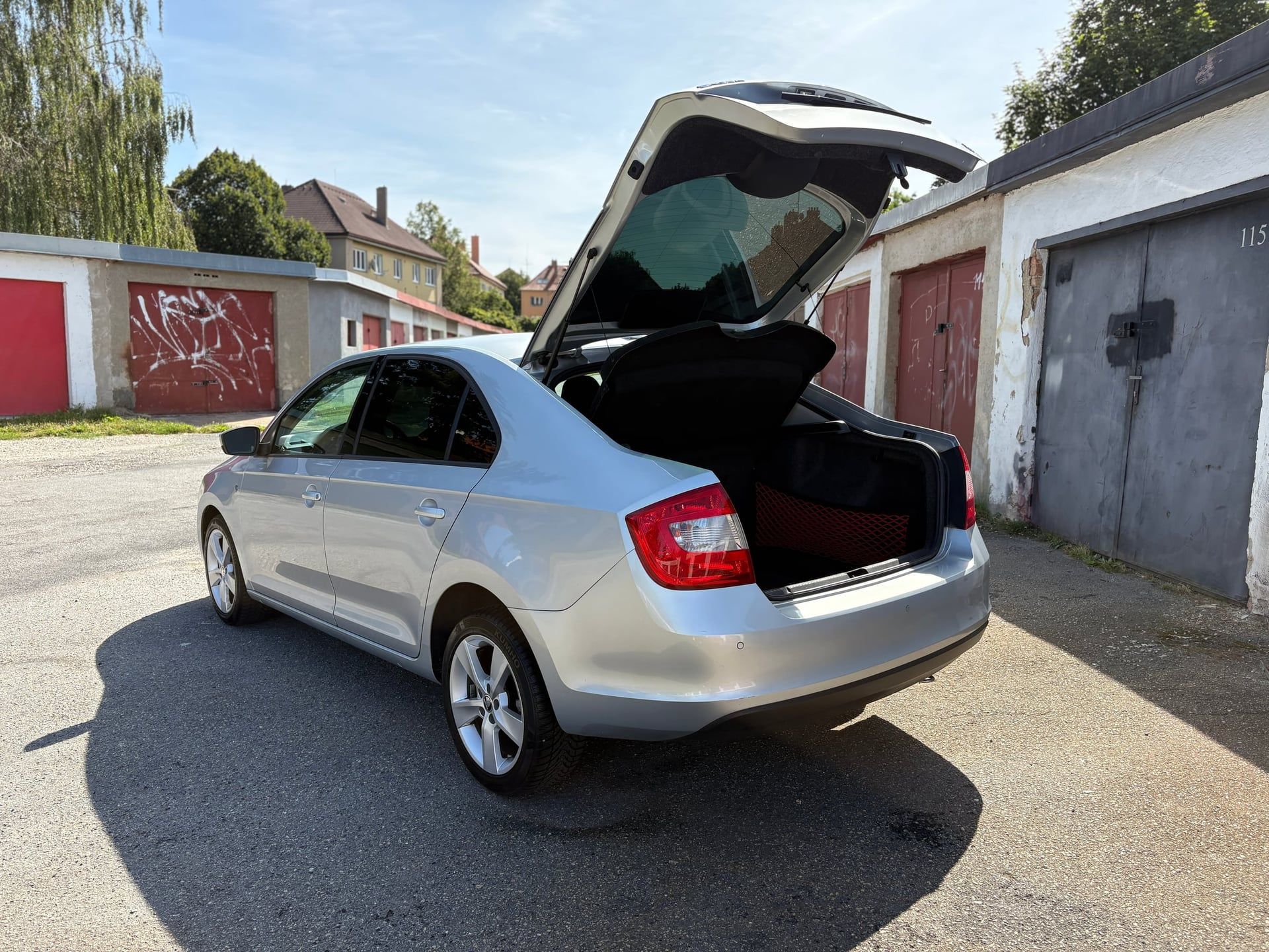 Škoda Rapid, 1.6 TDI/Ambition/ČR/AC - fotka 5