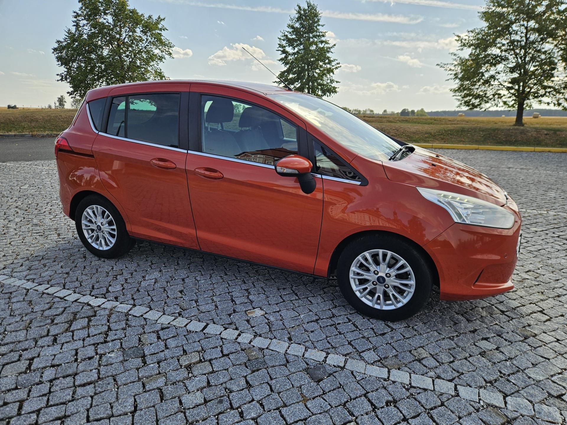 Ford B-MAX - fotka 5